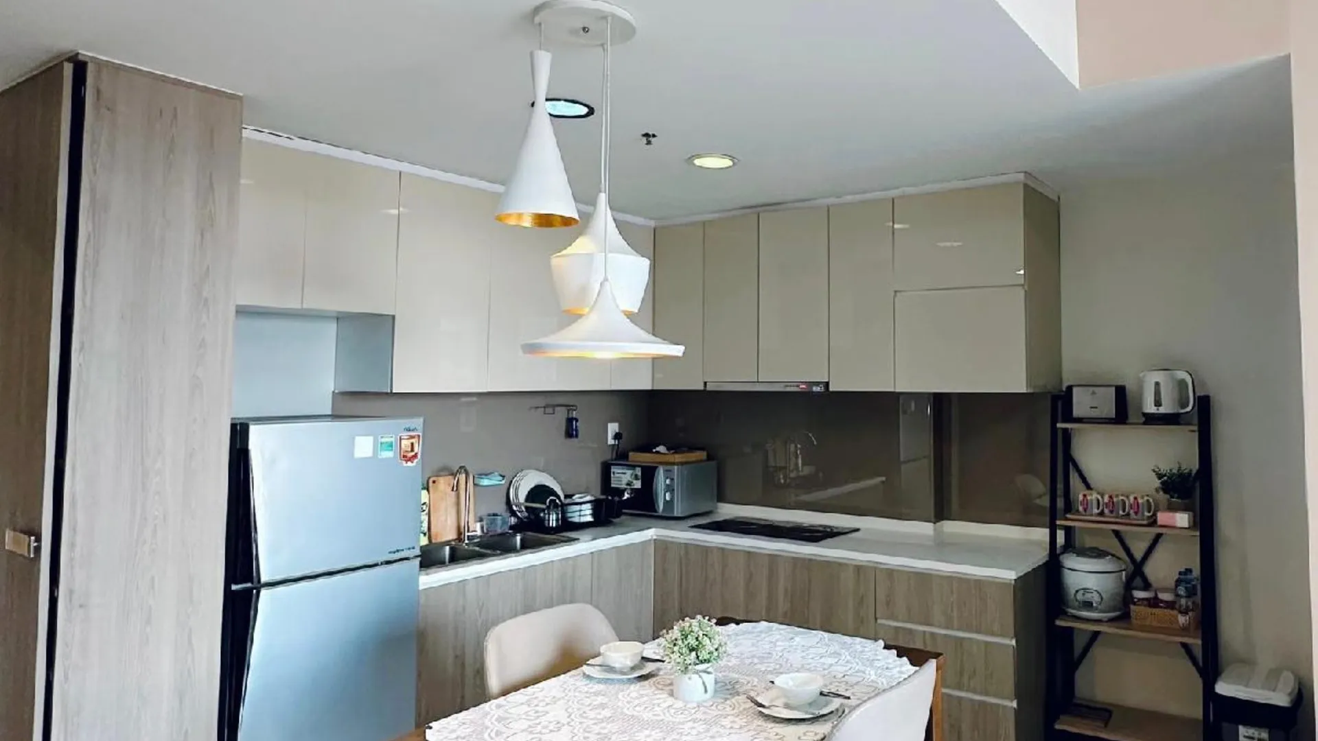 호치민 2군의 아파트먼트 (50m², 침실 1개, 프라이빗 욕실 1개) 5성급 게스트하우스 수영장