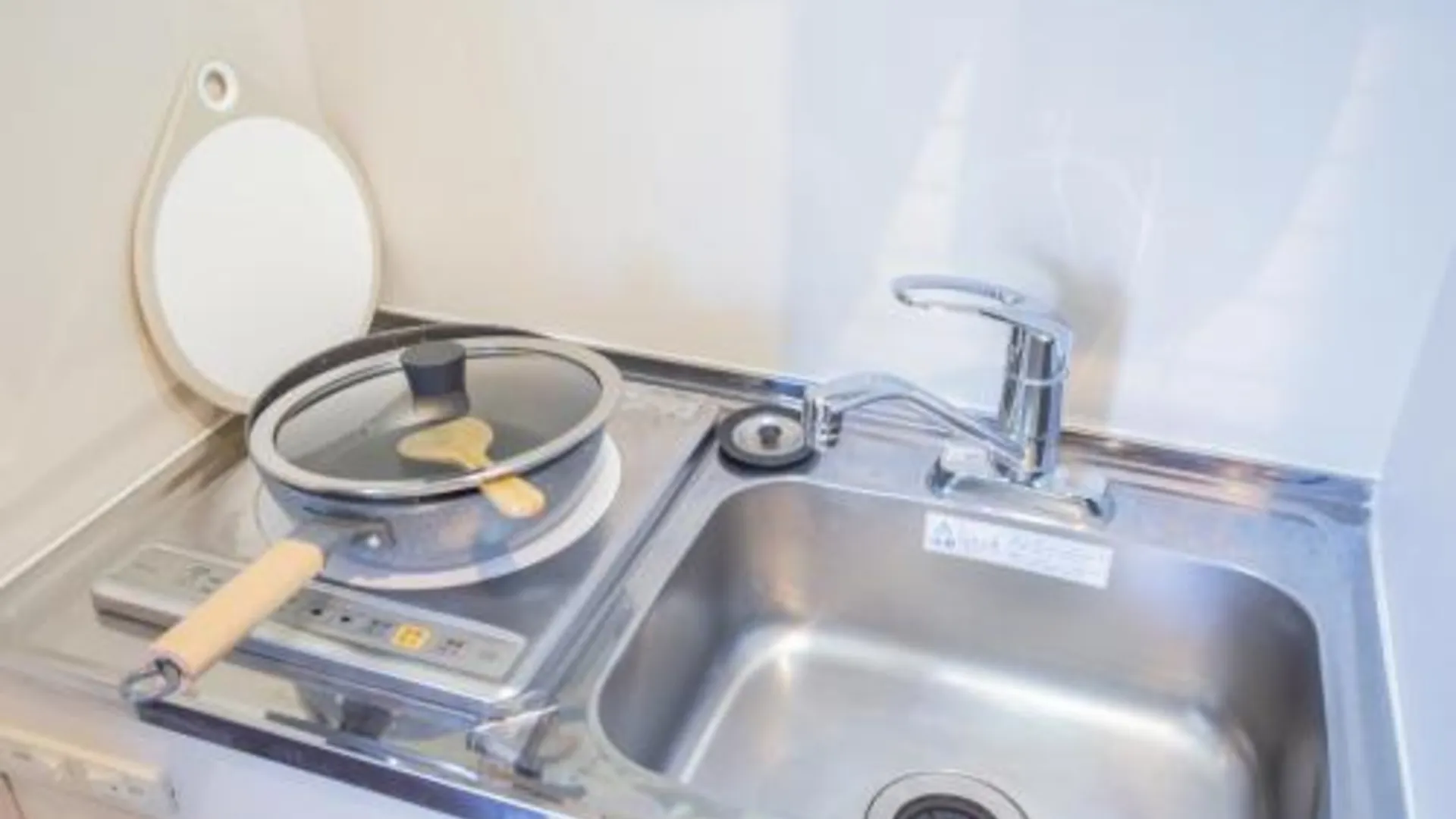 도쿄 / 동경 Walk to Nishi-Nippori Sendagi Nippori DSioY 1성급 싱글룸 수영장