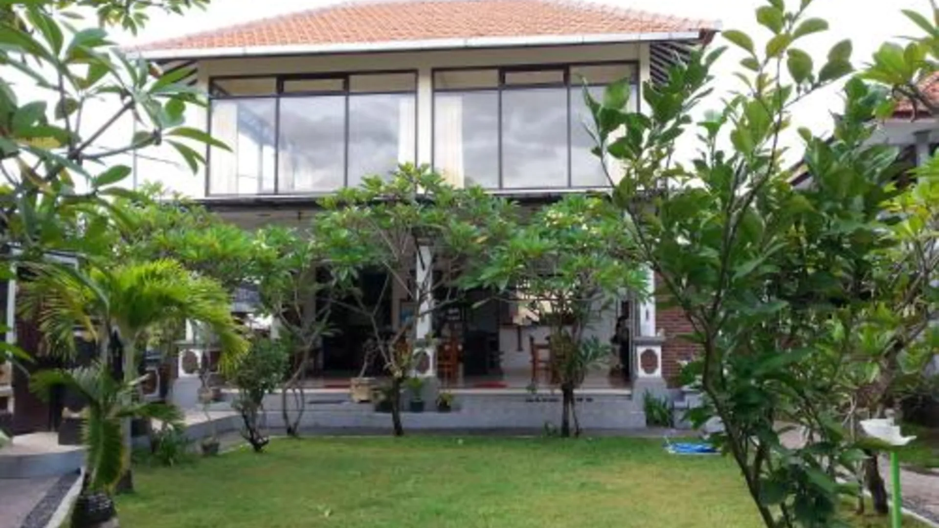 발리 푸리 만다라 로비나 호텔 객실