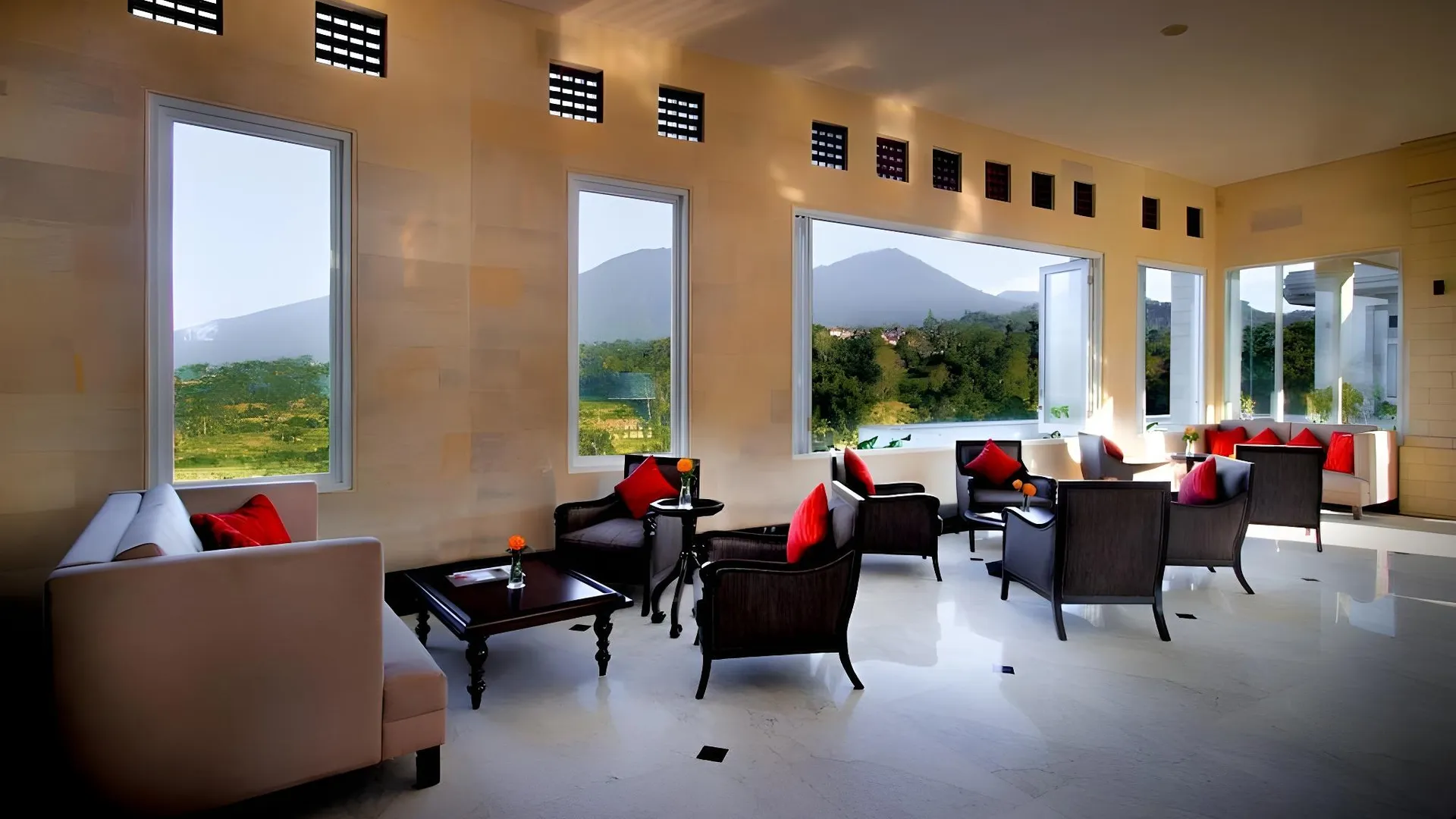 발리 홈 사라남 바투리티 5성급 호텔 레스토랑