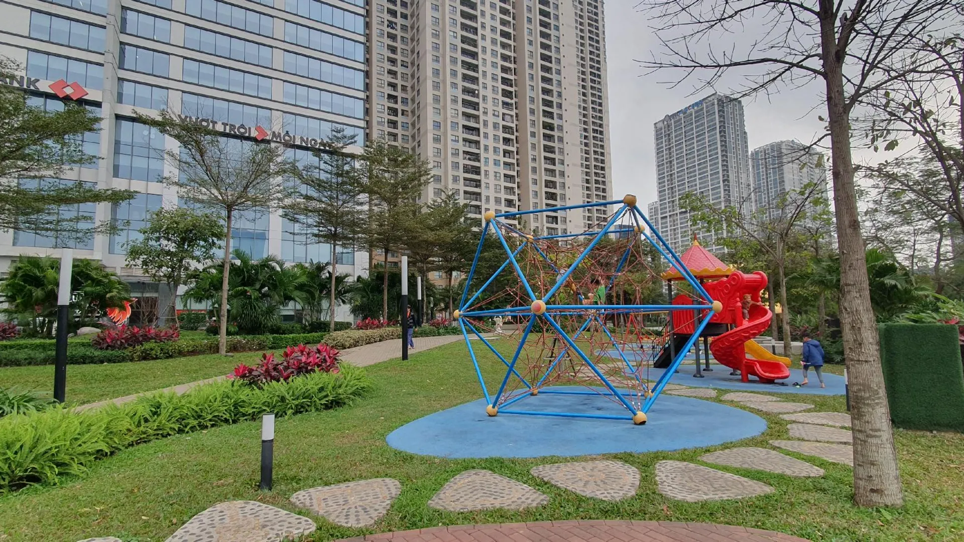 하노이 빈홈즈 디캐피탈 - 하노이홈즈 5성급 게스트하우스 전망