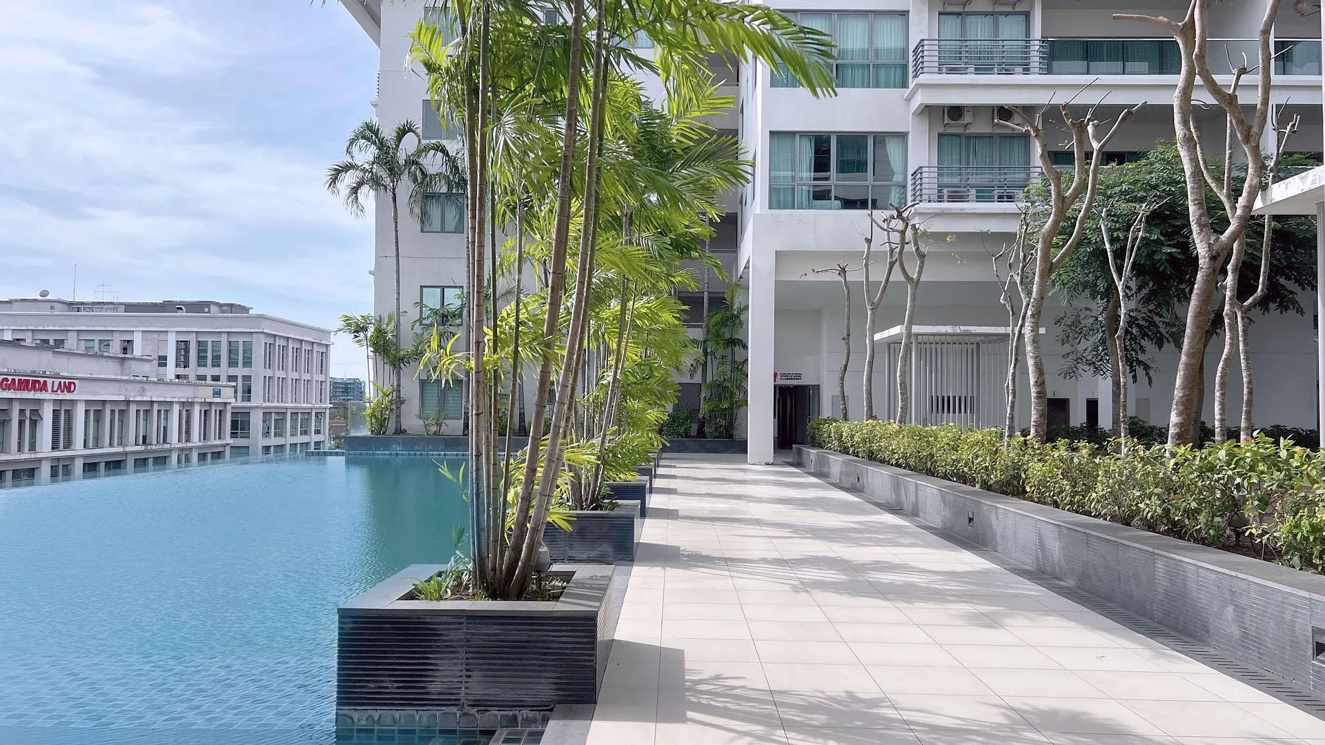 코타키나발루 탄중 아루의 아파트먼트 (91m², 침실 2개, 프라이빗 욕실 2개) 4성급 싱글룸 외관