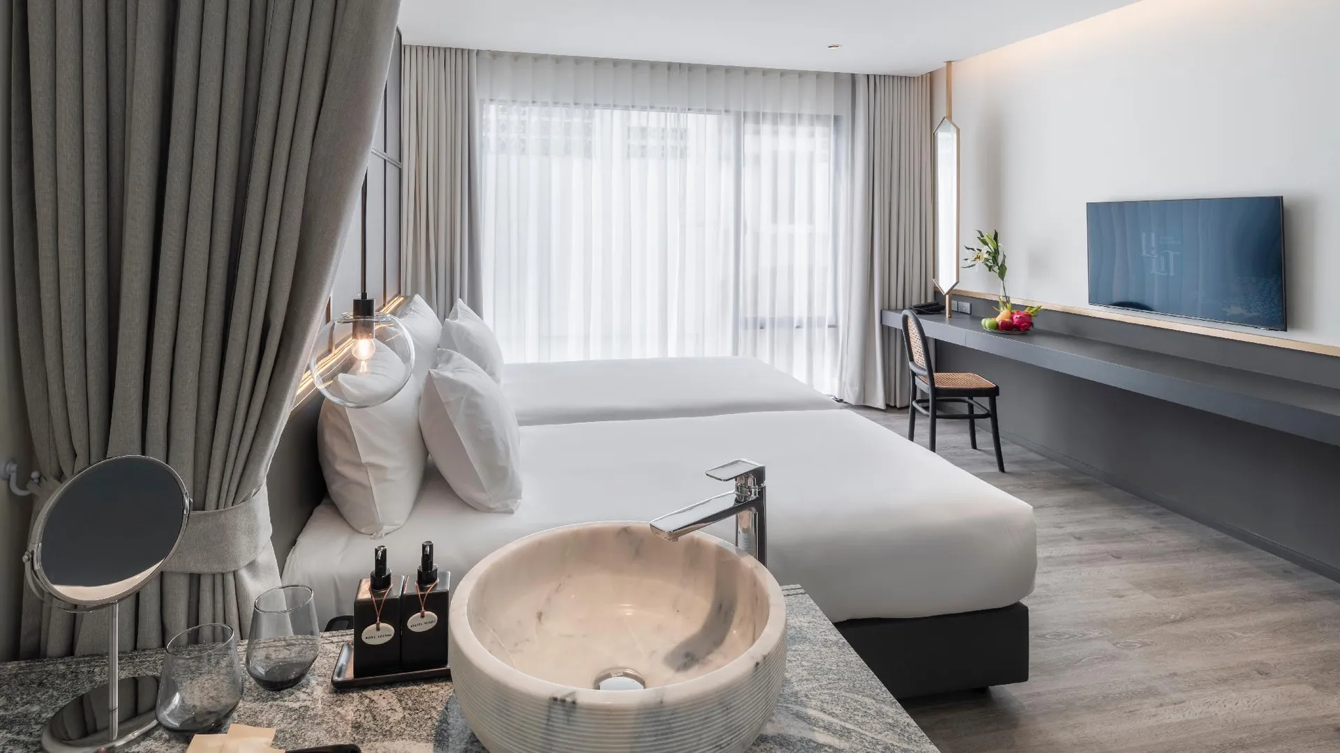 방콕 릴릿 방 룸푸 호텔 - 카오산 로드 인접 4성급 호텔 스위트룸