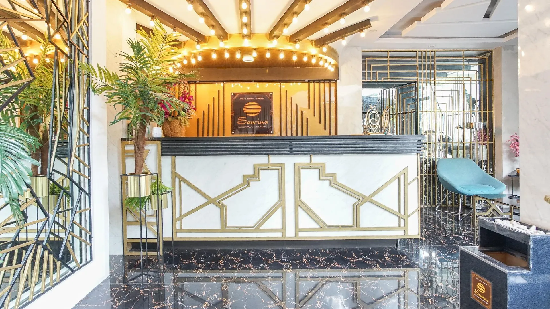 마카사르 호텔 산리나 마카사르 호텔 전망