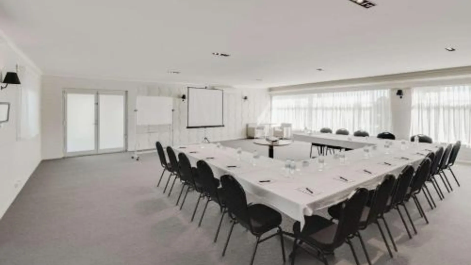 깁스랜드 지역 Drouin Motel 4성급 호텔 외관