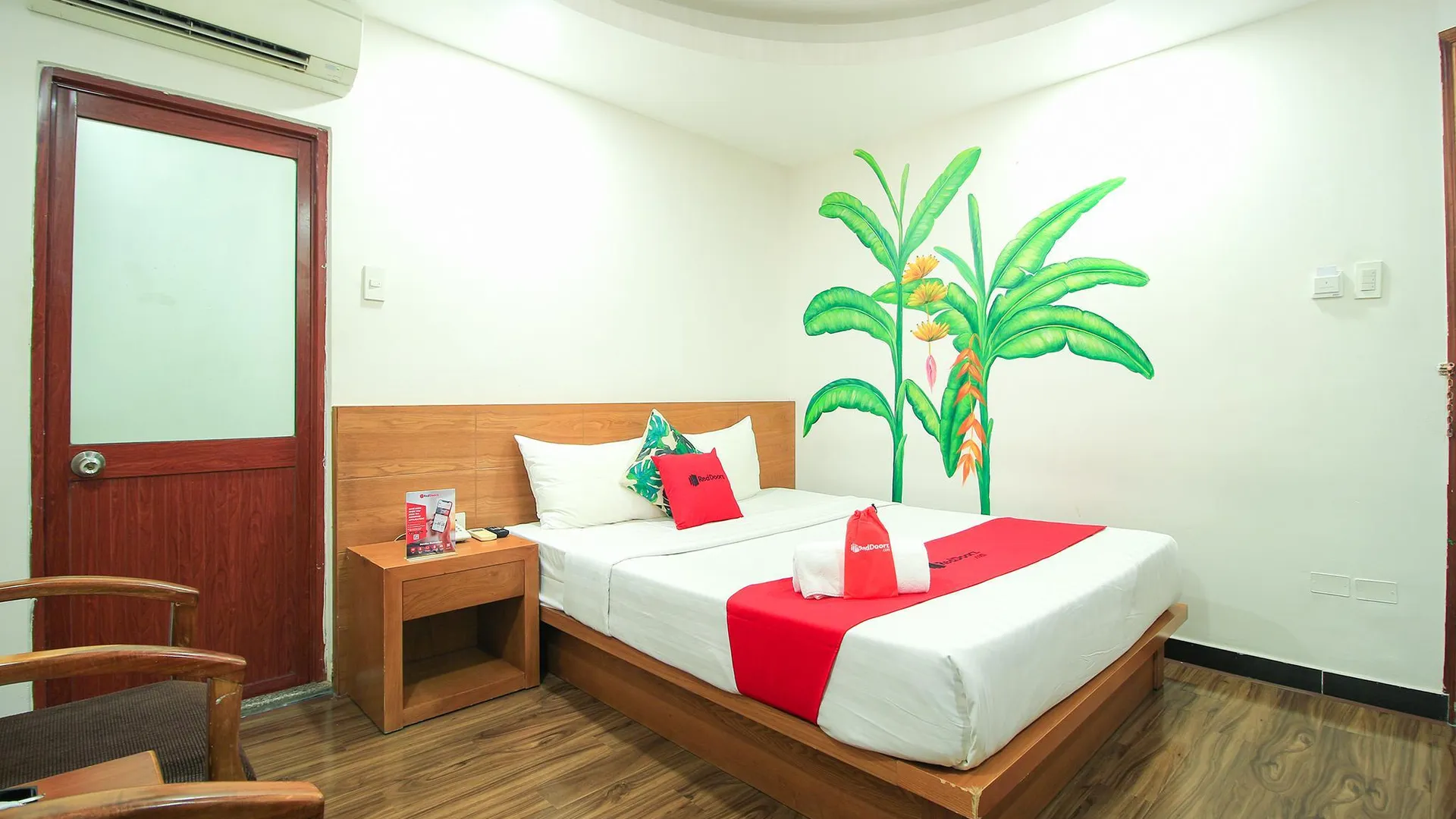 호치민 레드도어즈 프리미엄 @ 아티카 호텔 2성급 호텔 객실