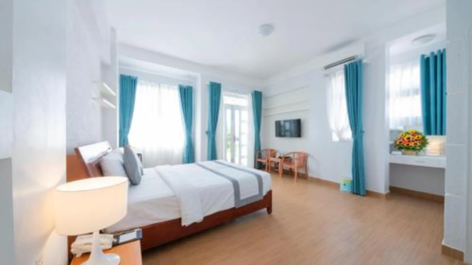 호치민 옌 남 호텔 응우옌 타이 손 3성급 호텔 스위트룸