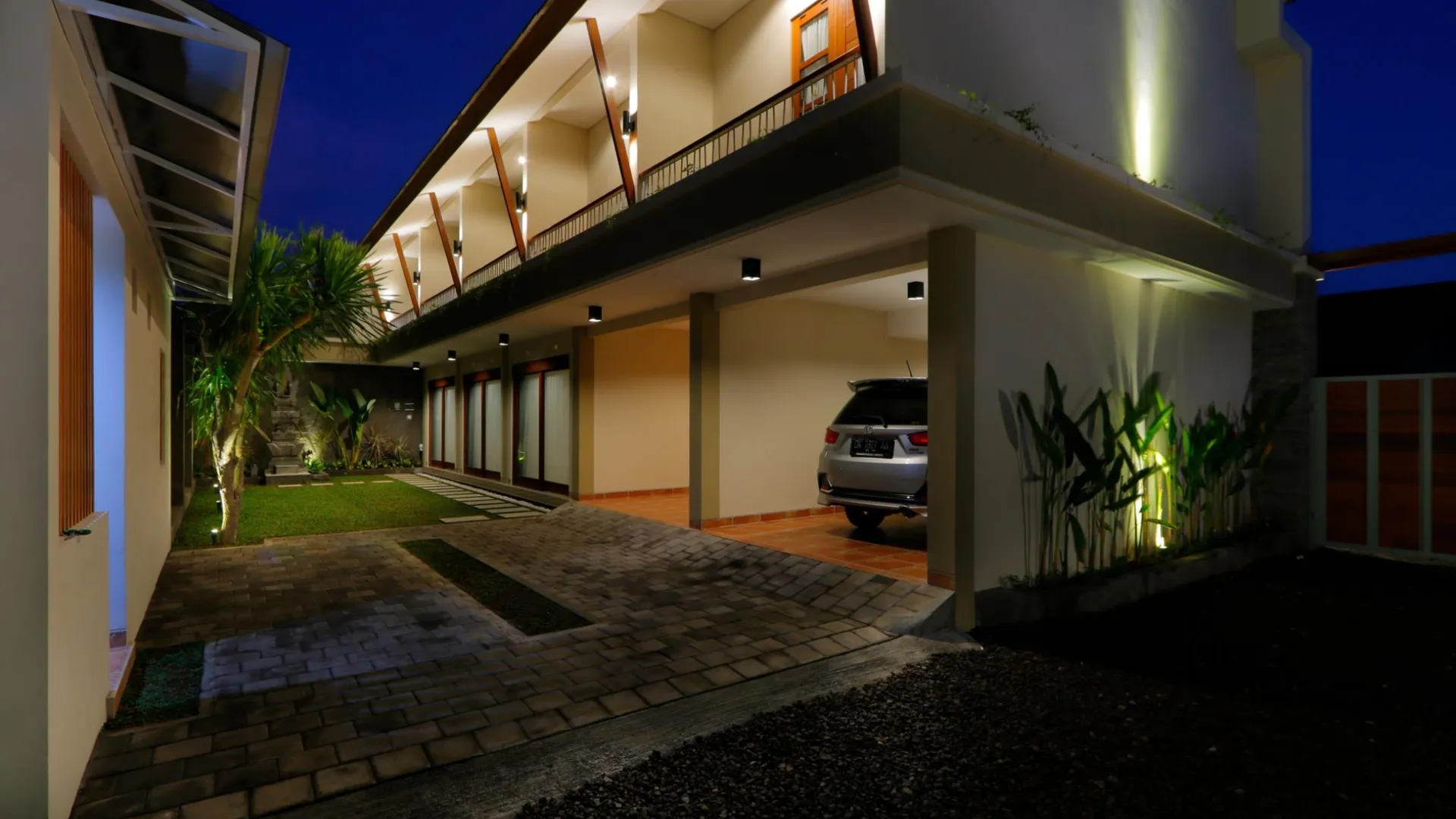 발리 아이코닉 발리 리빙 3성급 호텔 수영장