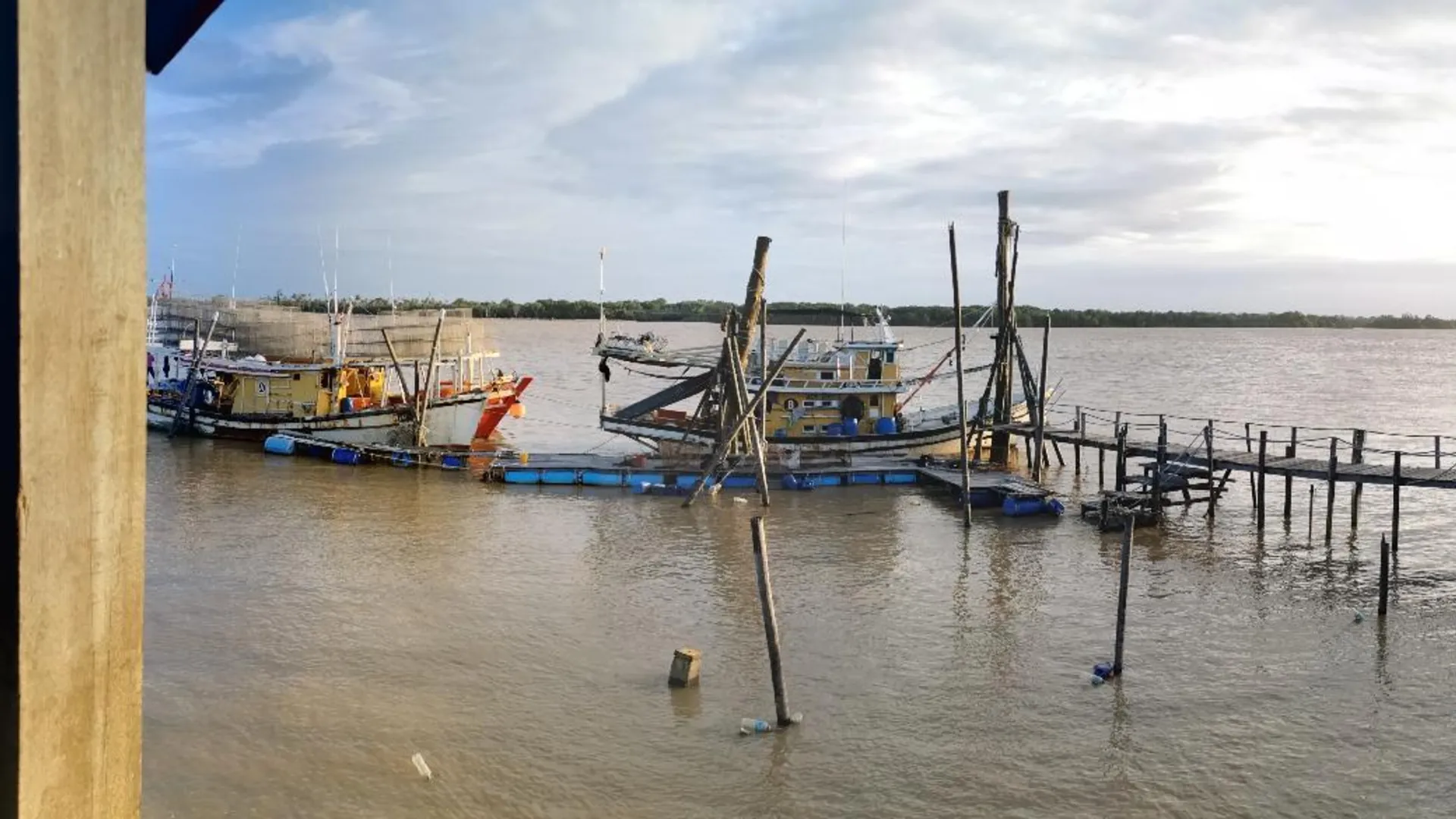 페칸 페칸 시티의 프라이빗 하우스 (100m², 침실 3개, 프라이빗 욕실 2개) 2성급 싱글룸 수영장