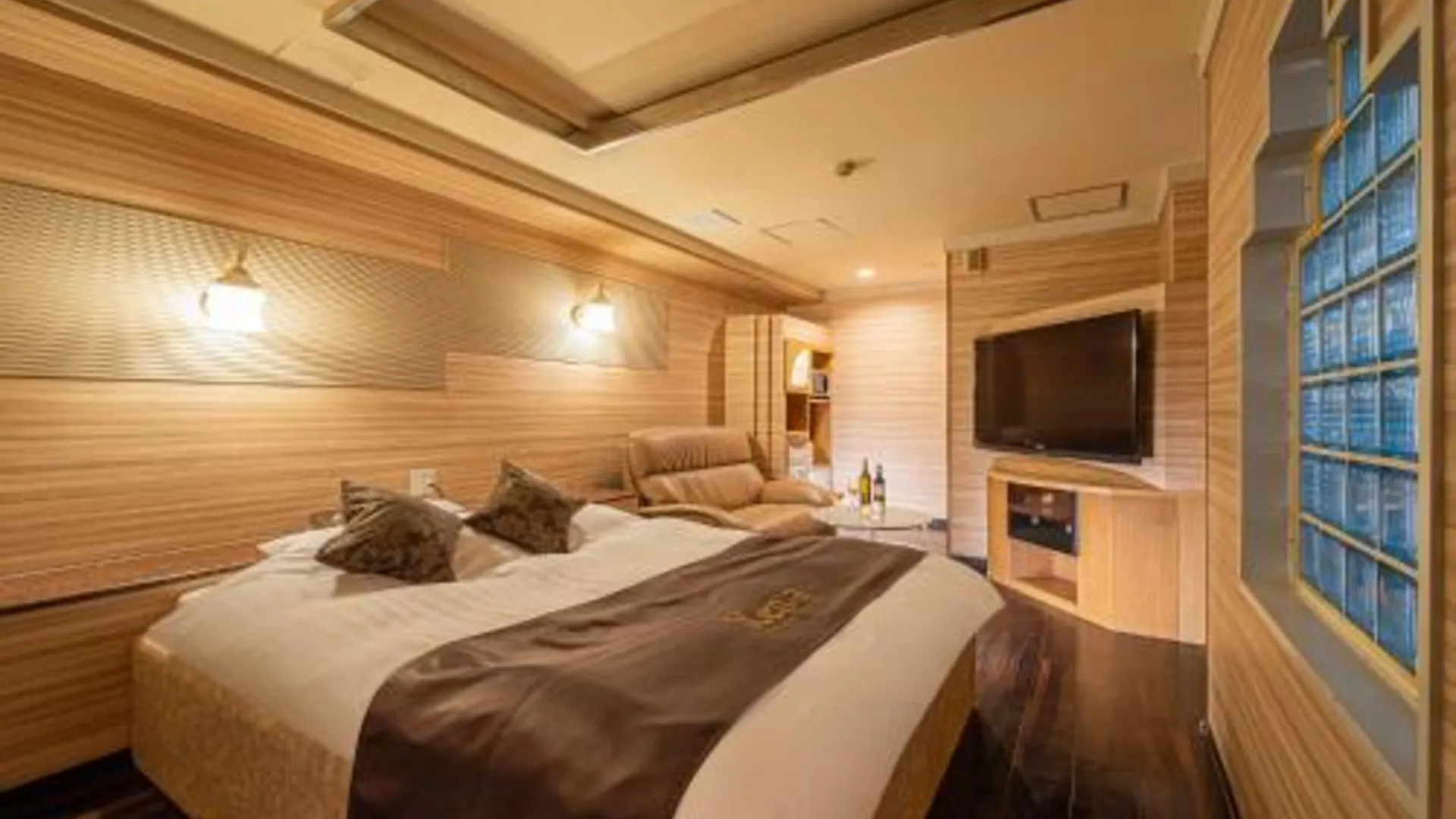 오사카 ジイニア梅田 2성급 호텔 스위트룸