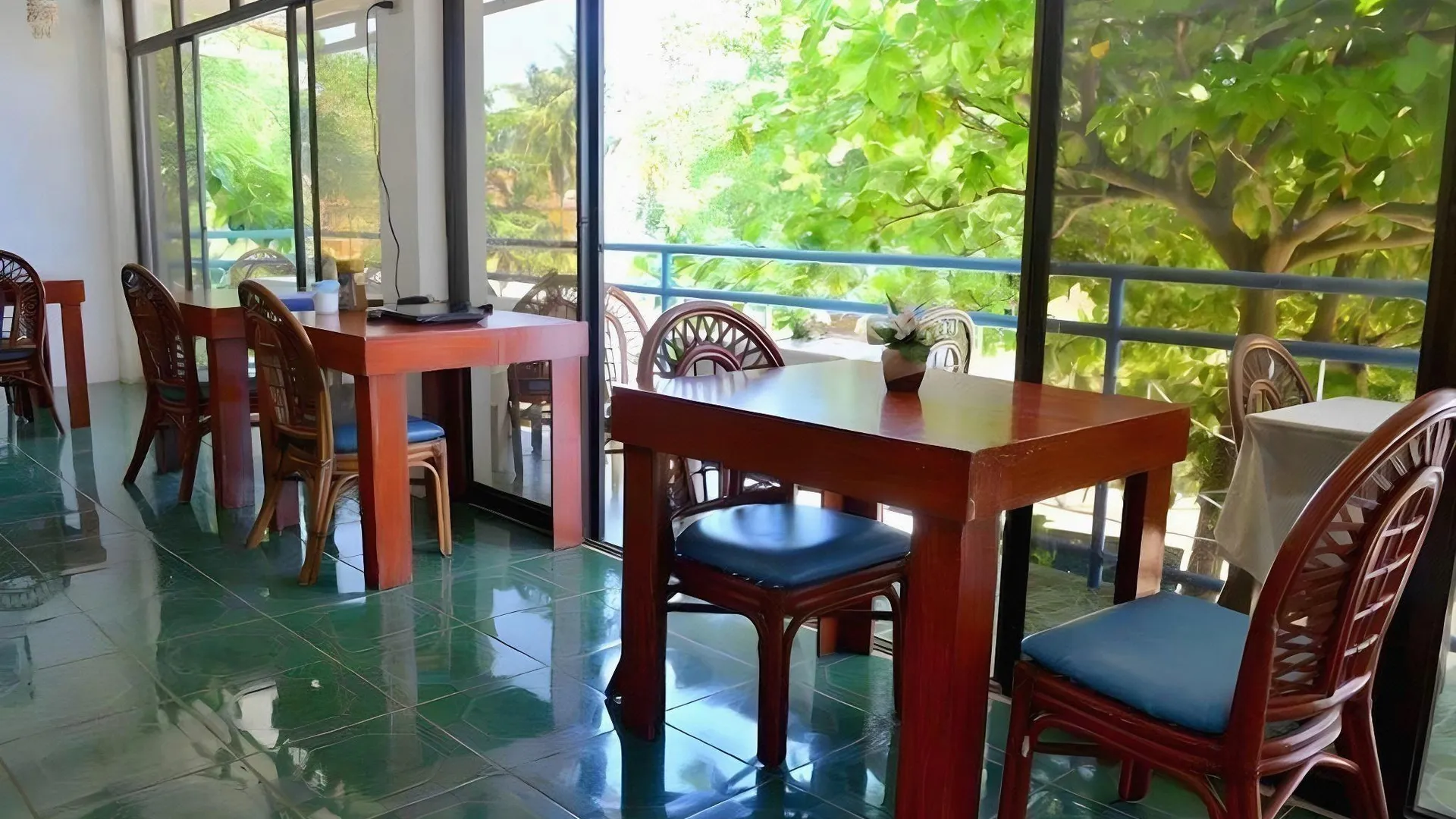 세부 블루 코랄 비치 리조트 3성급 호텔 전망