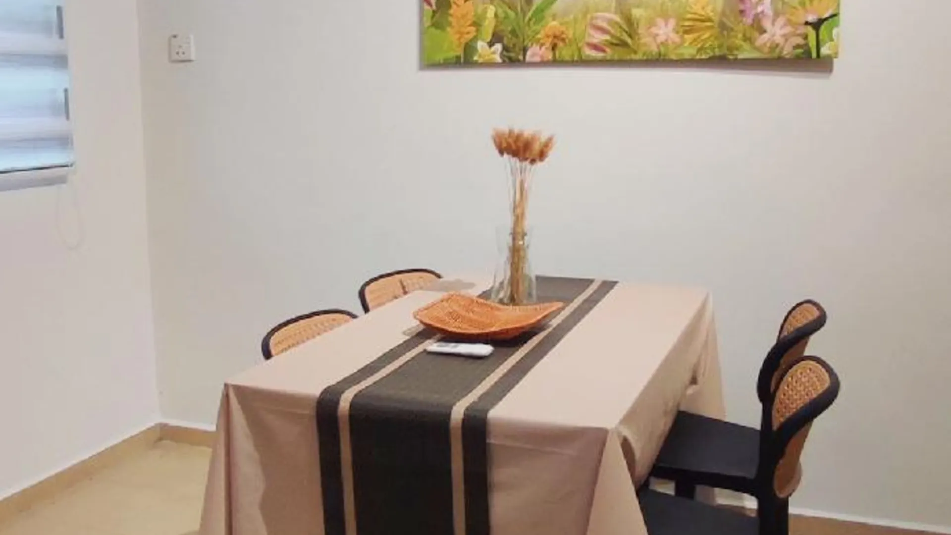 바투 파핫 바투 파핫 시티 센터의 프라이빗 하우스 (m², 침실 3개, 프라이빗 욕실 2개) 2성급 싱글룸 부대시설