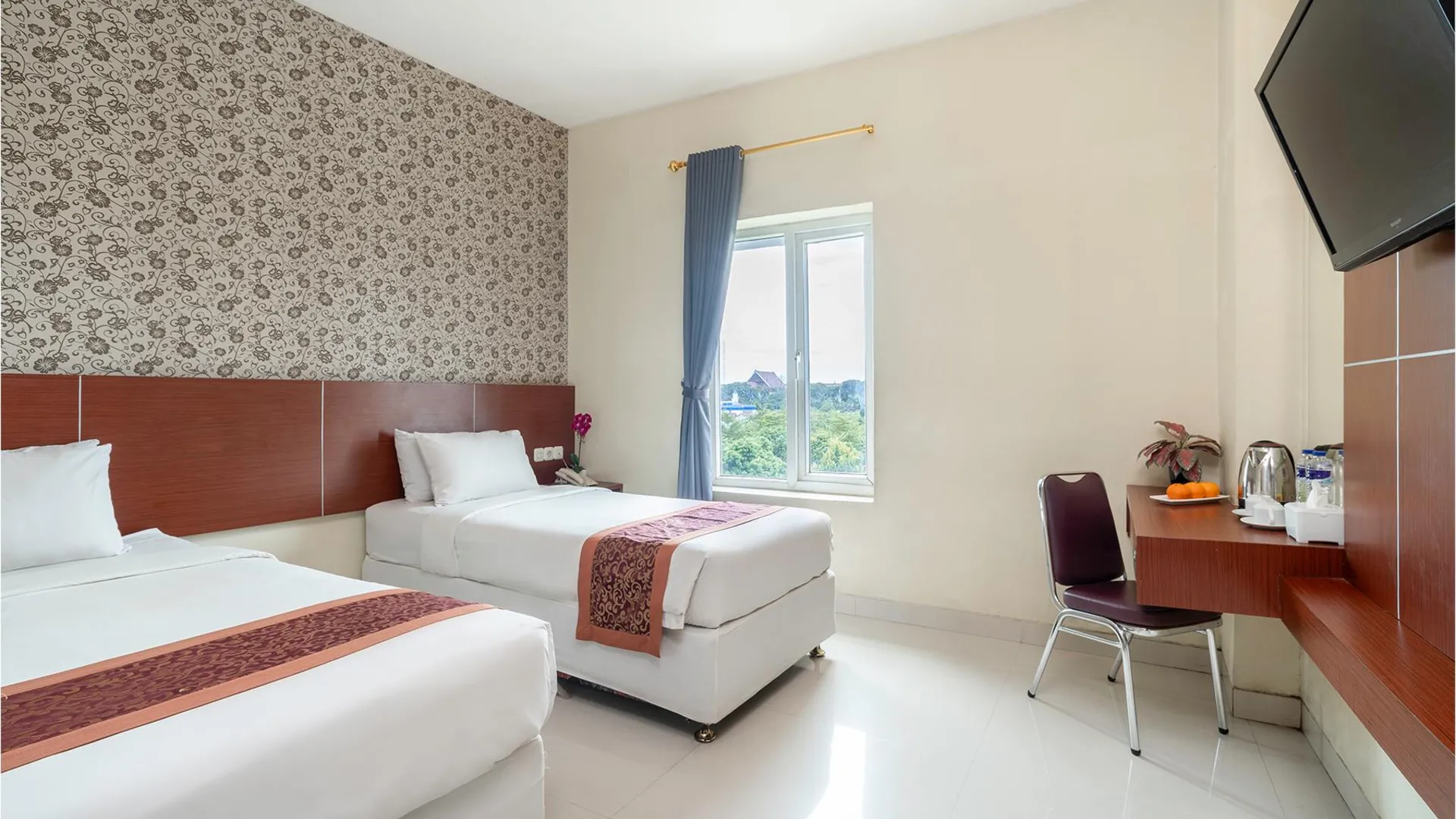 마카사르 Raising Hotel Panakkukang Makassar By LIFE 3성급 호텔 스위트룸