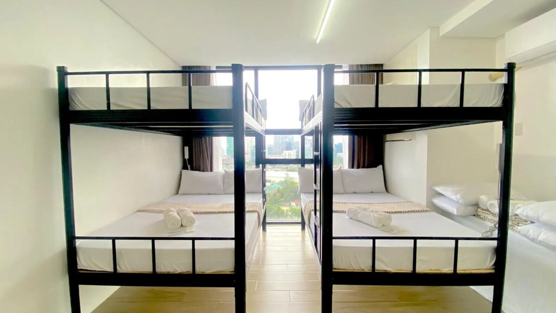 세부 IT 파크의 프라이빗 하우스 (m², 침실 1개, 프라이빗 욕실 1개) 3성급 싱글룸 스위트룸