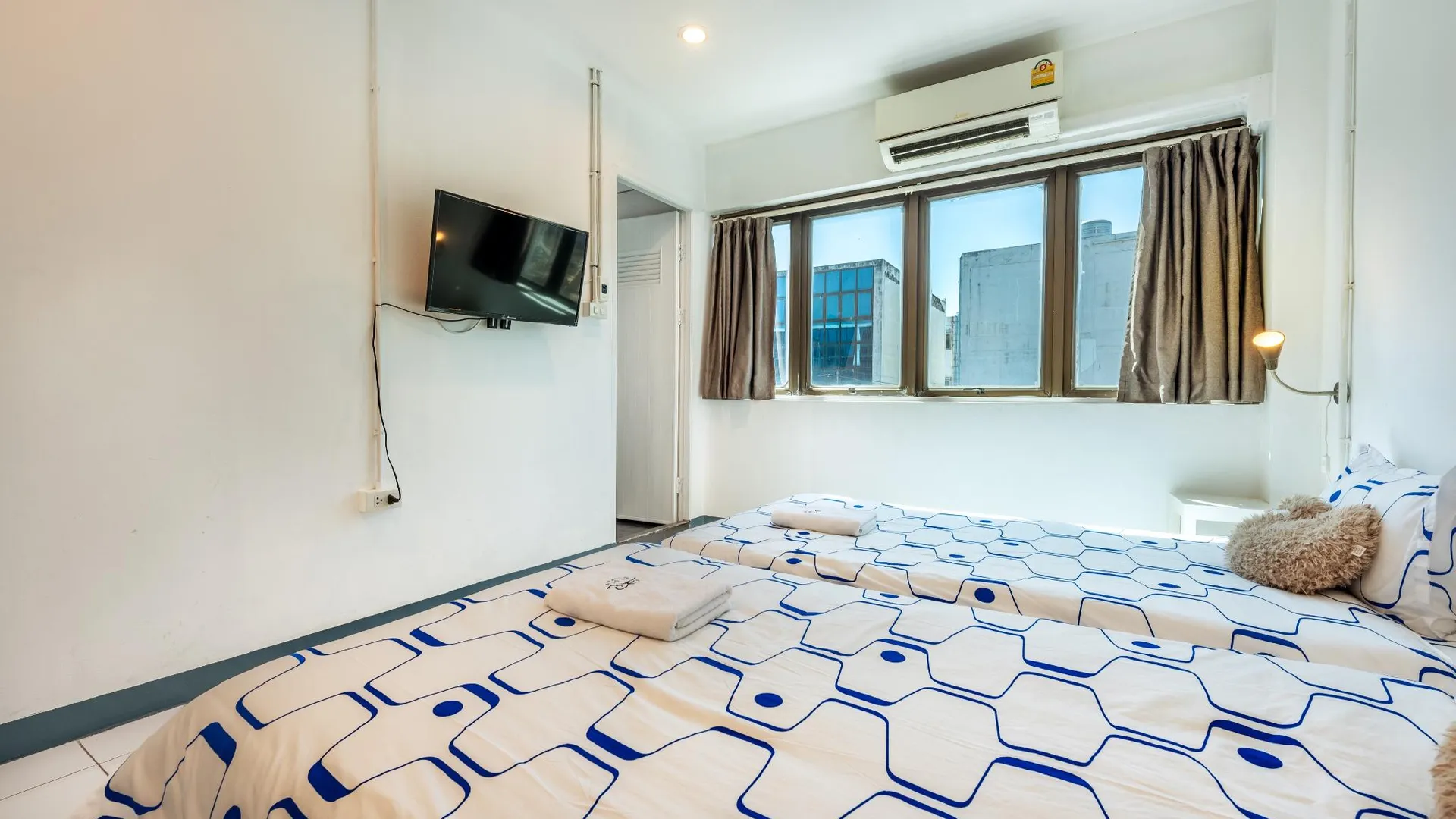 방콕 슬로스 호스텔 돈무앙 에어포트 2성급 호텔 객실