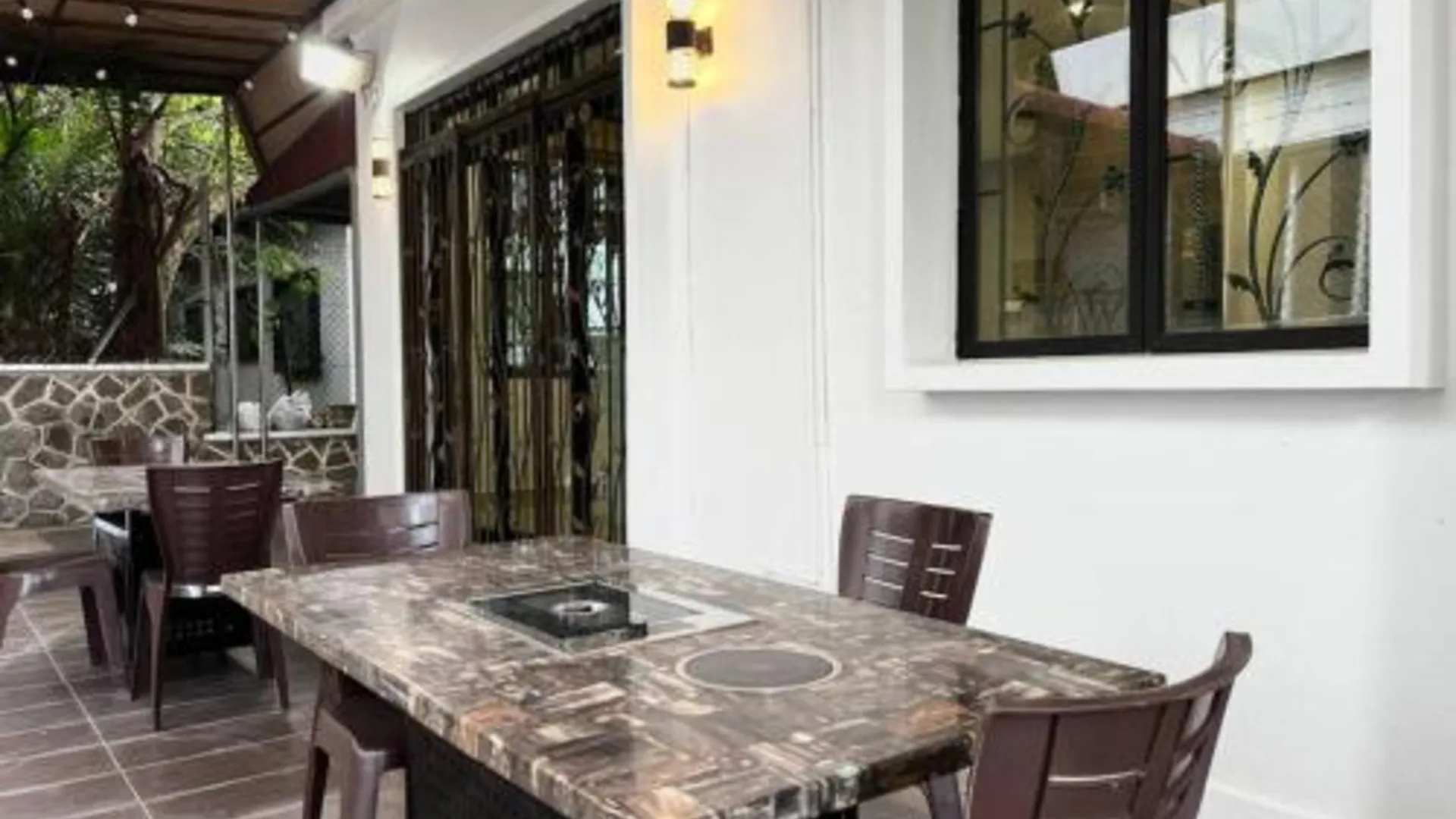 조호바루 / 조호르바루 조호바루의 프라이빗 하우스 (100m², 침실 3개, 프라이빗 욕실 3개) 3성급 게스트하우스 레스토랑