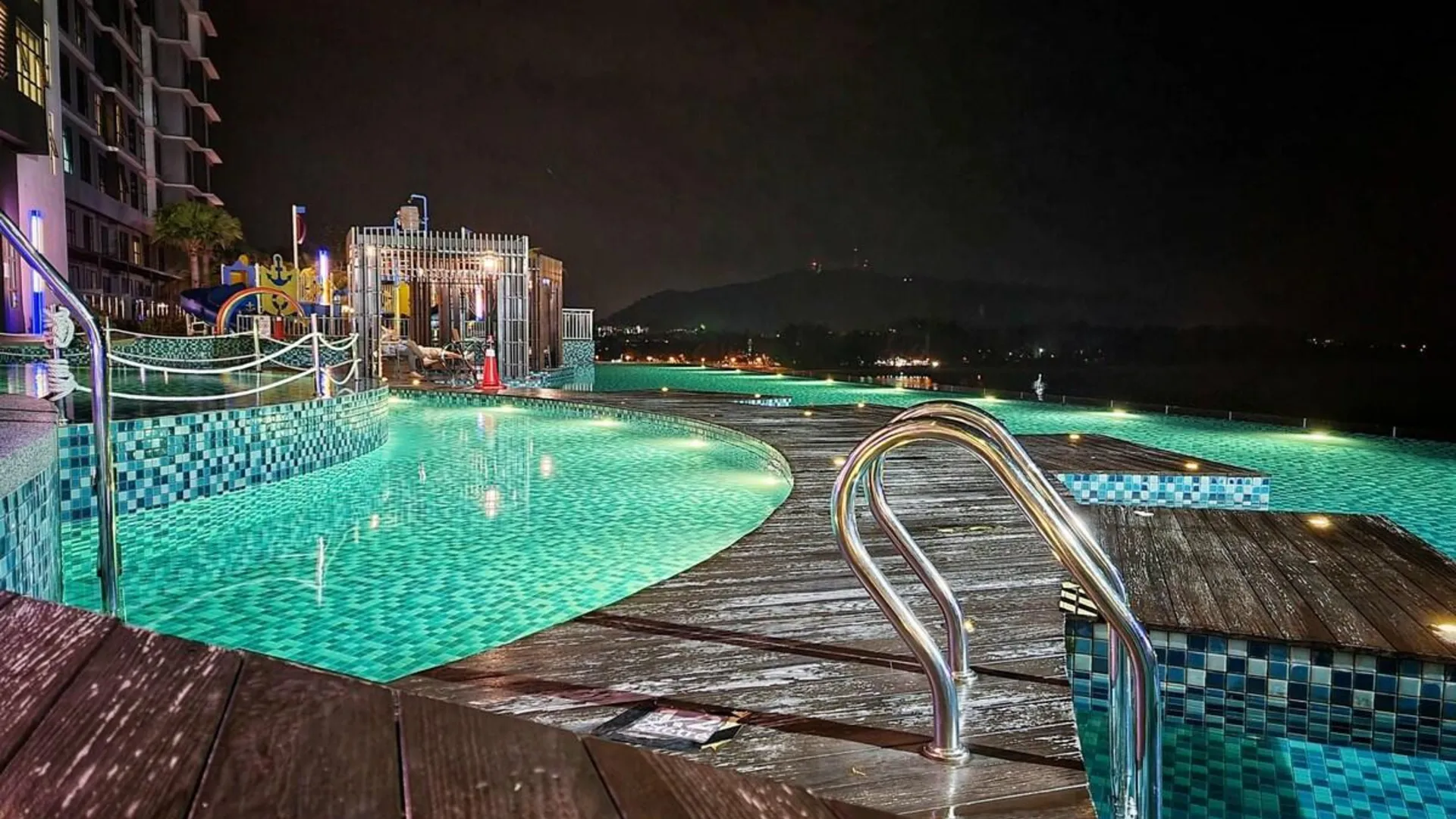 쿠안탄 테루크 쳄페타크의 스튜디오 프라이빗 하우스 (409m², 프라이빗 욕실 1개) 4성급 싱글룸 전망