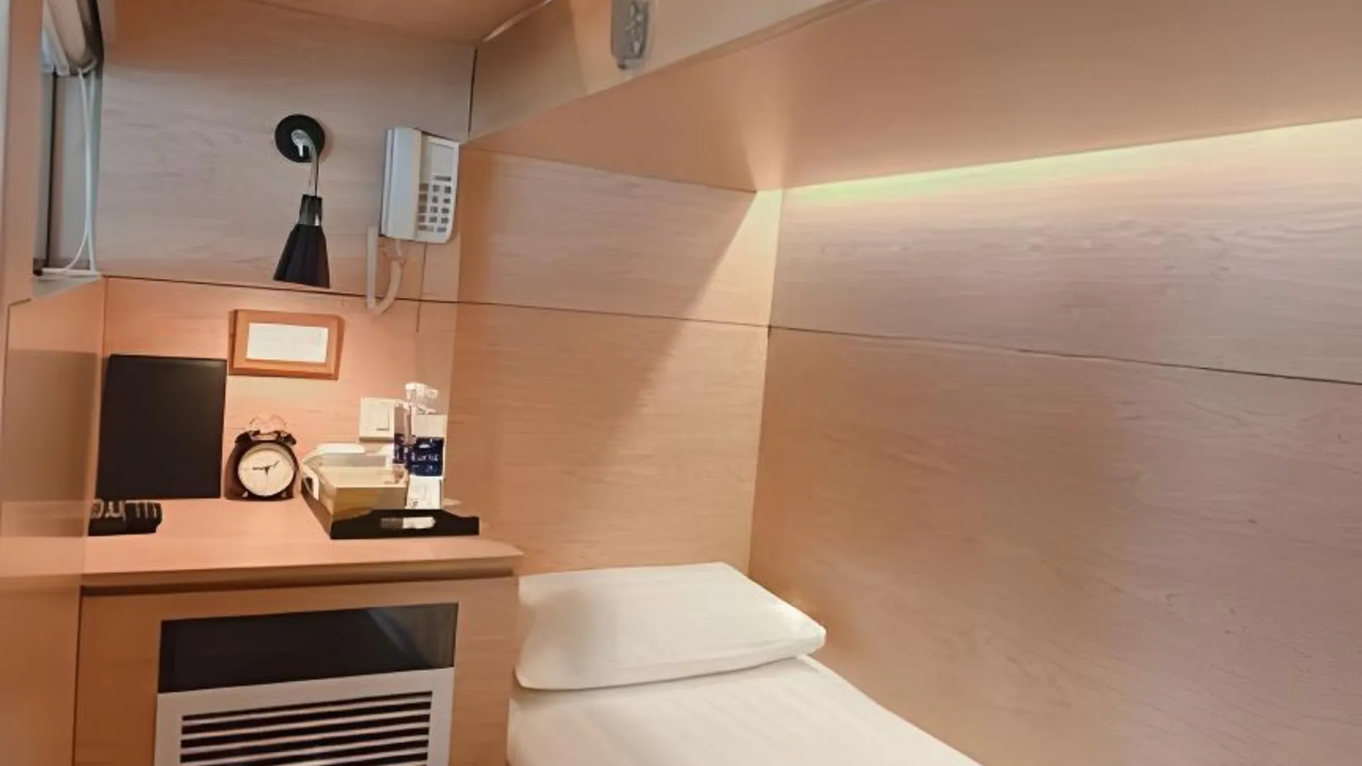 하노이 VATC 슬립 팟 1성급 호텔 스위트룸