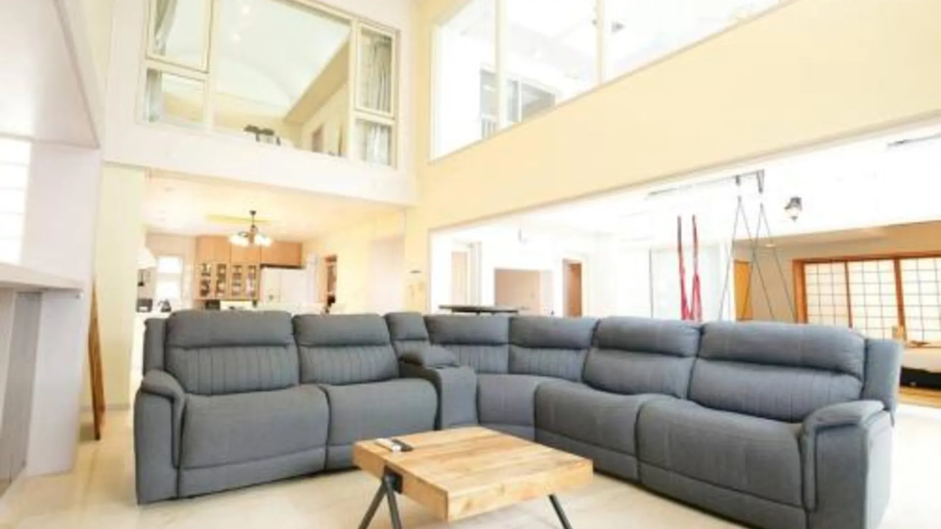 오키나와 본섬 CHATAN OCEAN Villa 4성급 싱글룸 로비