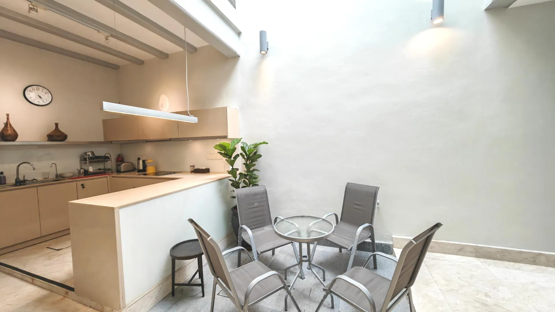 말라카 존커의 프라이빗 하우스 (162m², 침실 3개, 프라이빗 욕실 3개) 3성급 싱글룸 부대시설