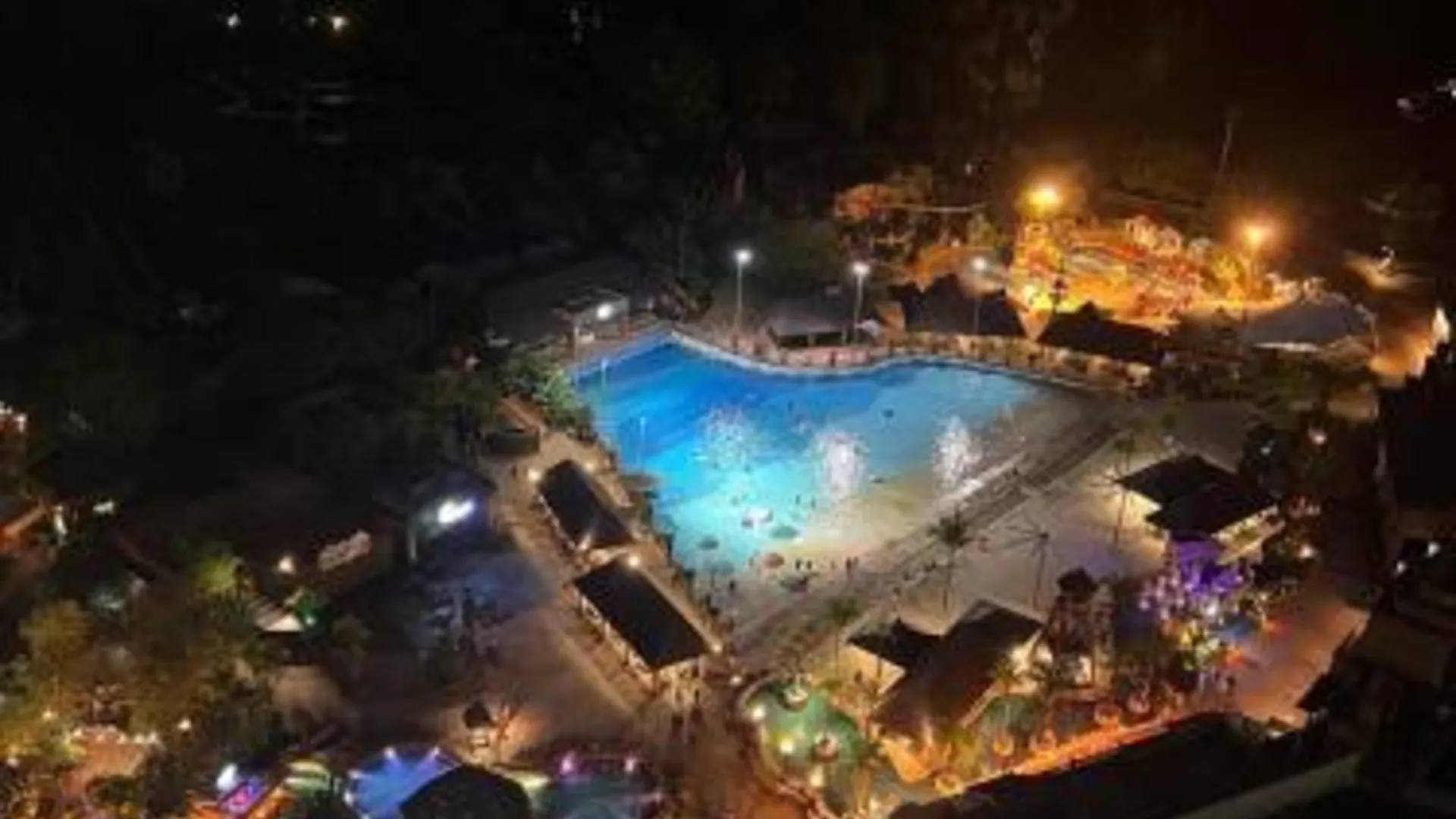 이포 Sunway Onsen 4-6pax 2성급 싱글룸 객실