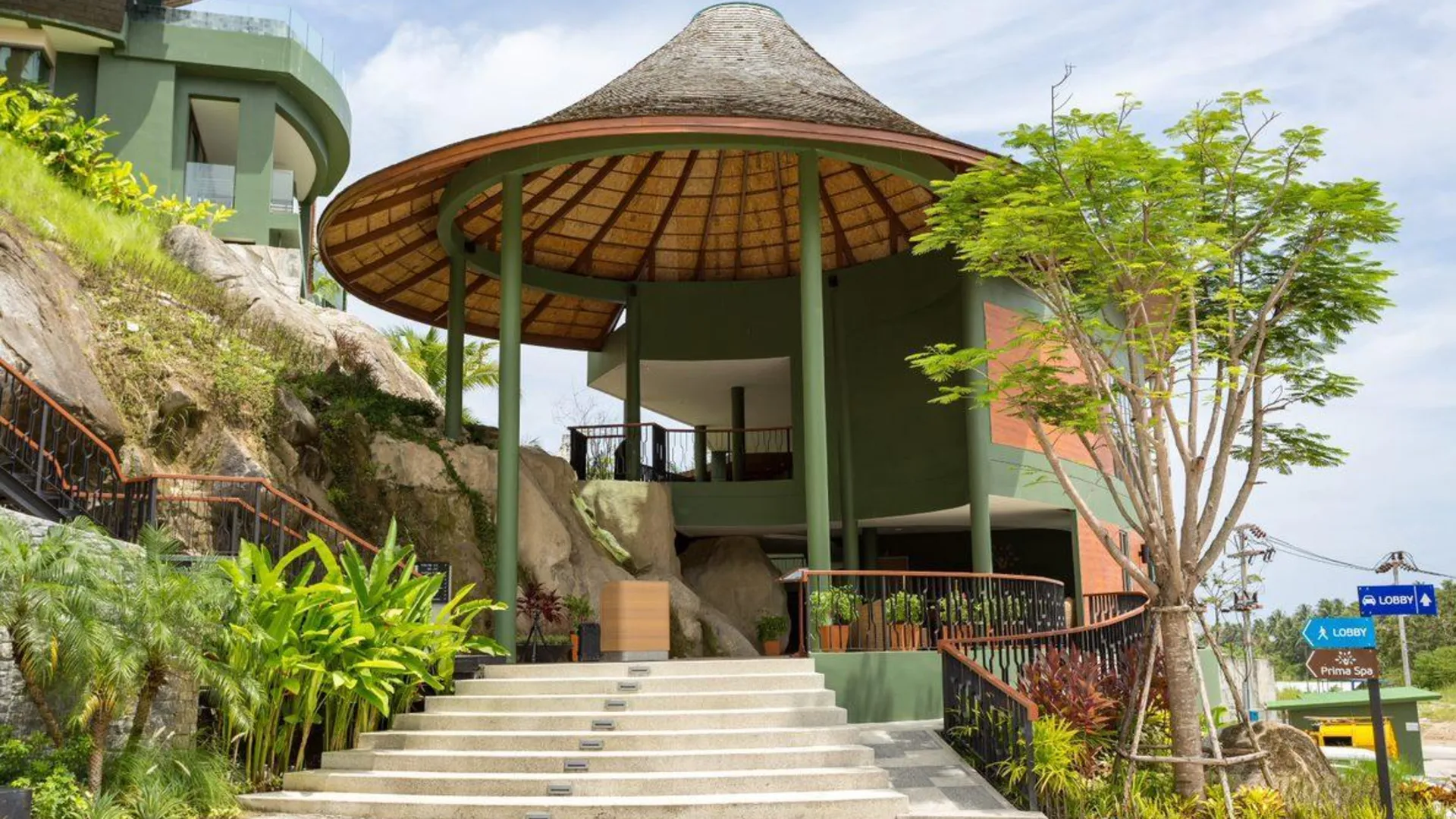 푸켓 크레스트 리조트 앤 풀 빌라스 5성급 호텔 객실