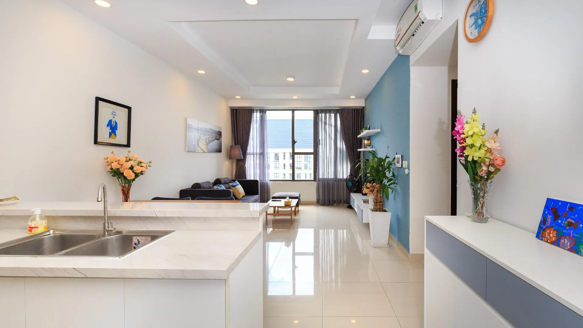 호치민 4군의 아파트먼트 (80m², 침실 2개, 프라이빗 욕실 1개) 4성급 싱글룸 수영장