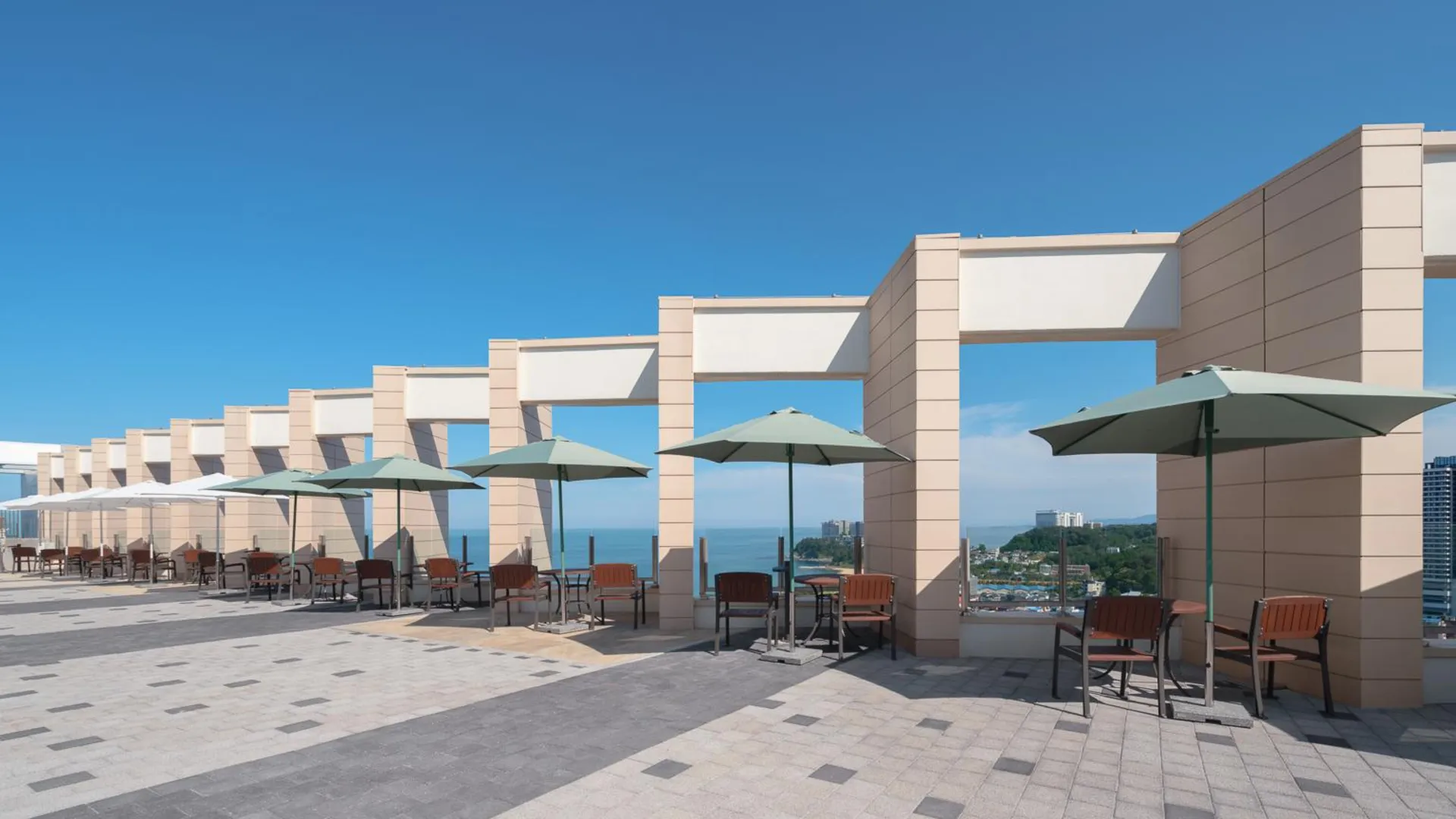 속초 르컬렉티브 속초해변 5성급 게스트하우스 수영장