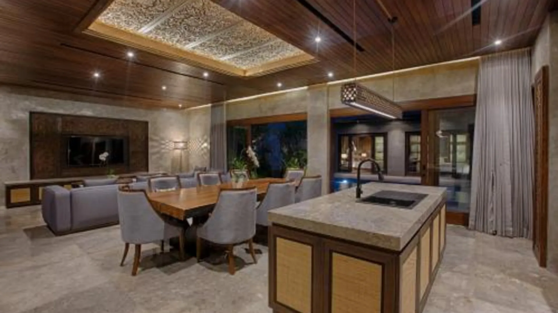 발리 타만 다르마왕사 스위트 4성급 호텔 수영장