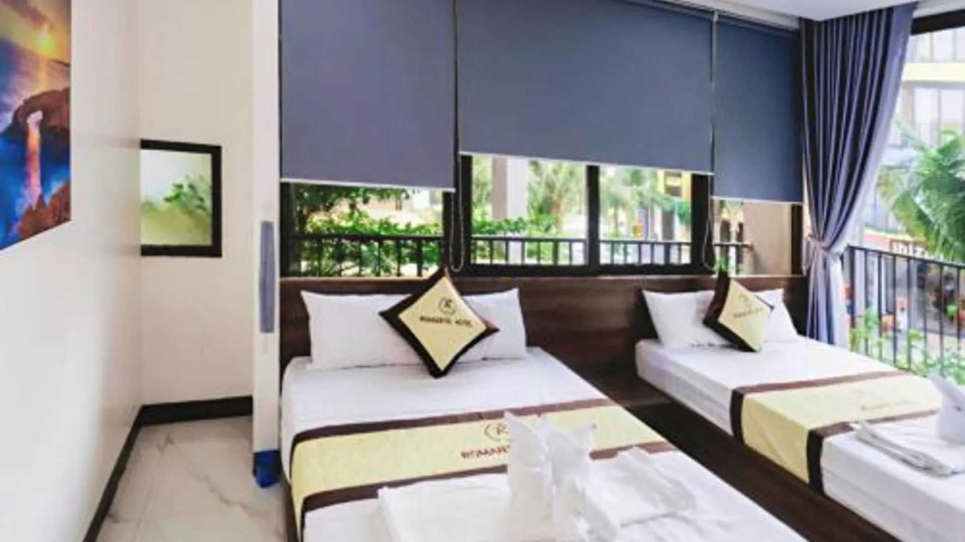 탄호아 / 삼손 비치 Romantic Hotel - C603A Flamingo Ibiza Hải Tiến 3성급 호텔 스위트룸