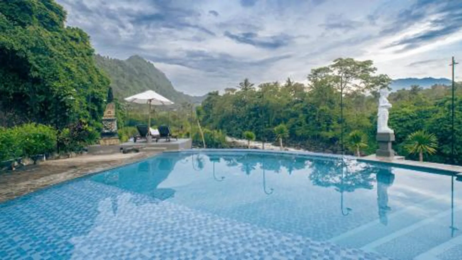 발리 The River Island Sidemen 호텔 객실