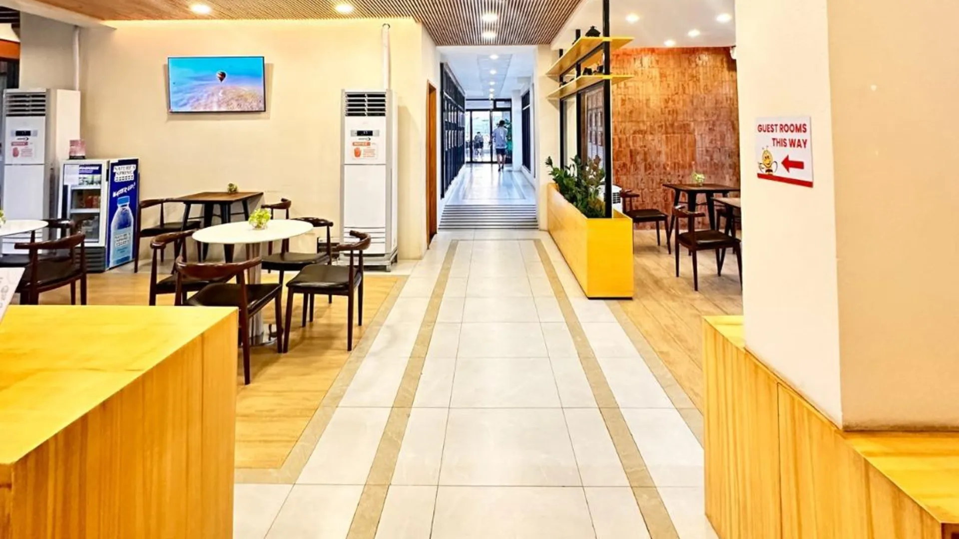 세부 트래블비 에어포트 인 1성급 호텔 전망