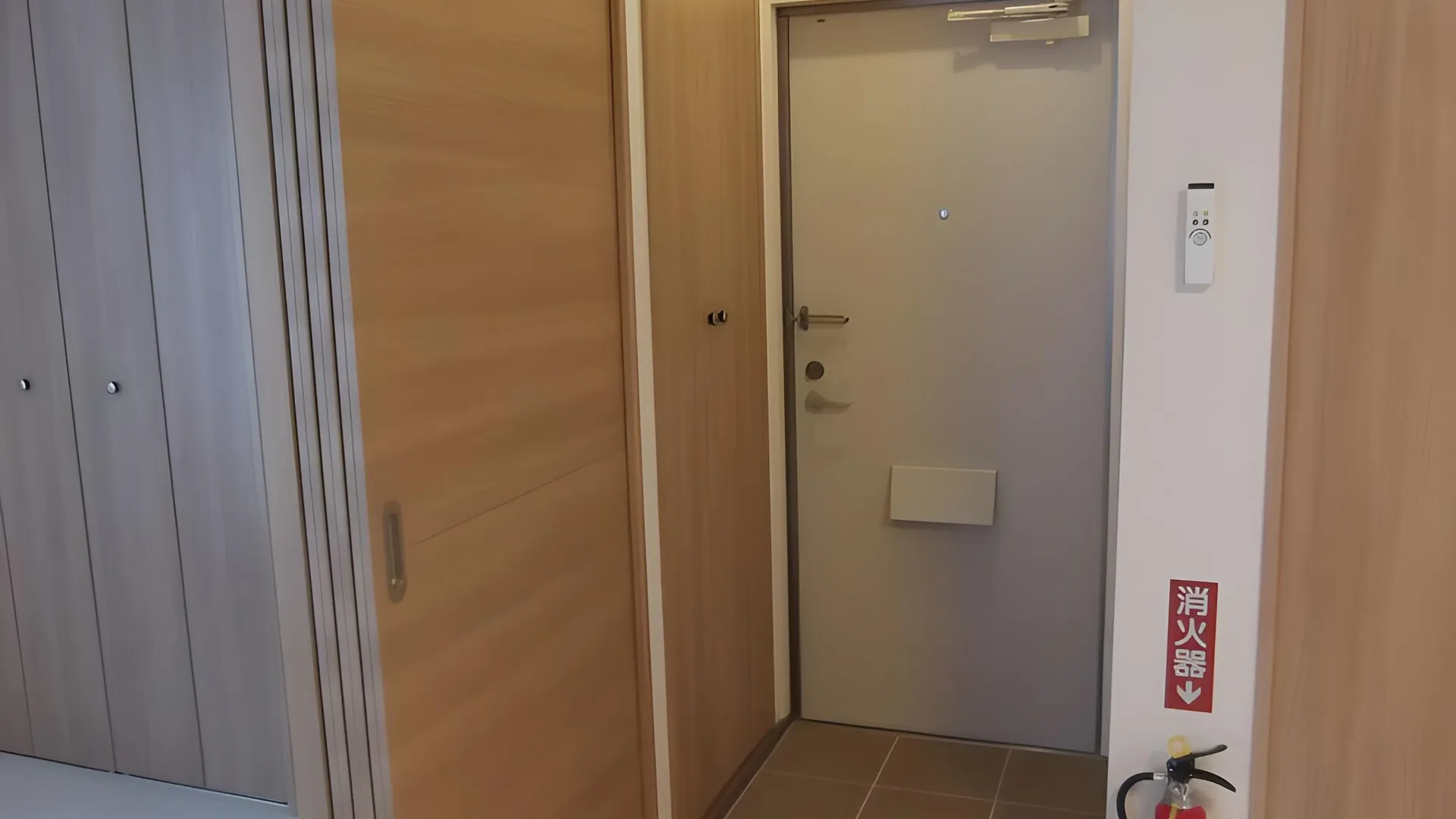 오키나와 본섬 레인보우 테라스 기노완 3성급 게스트하우스 수영장