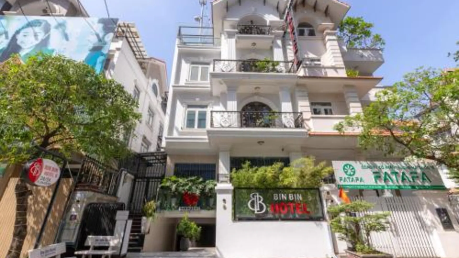 호치민 빈 빈 호텔 8 - 선라이즈 시티 디스트릭트 7 근처 2성급 호텔 수영장