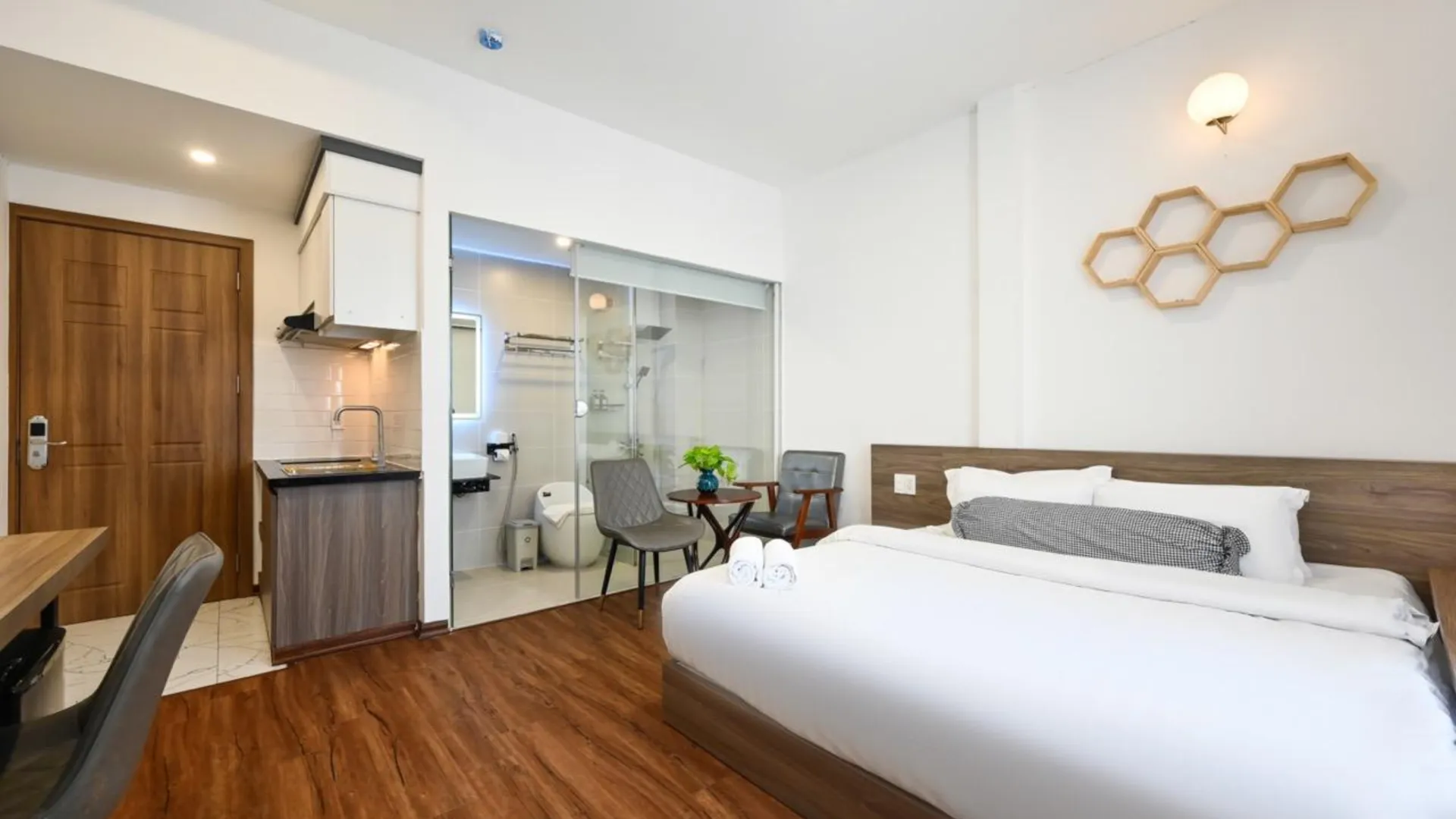 호치민 아모리 호텔 벤탄 4성급 호텔 스위트룸