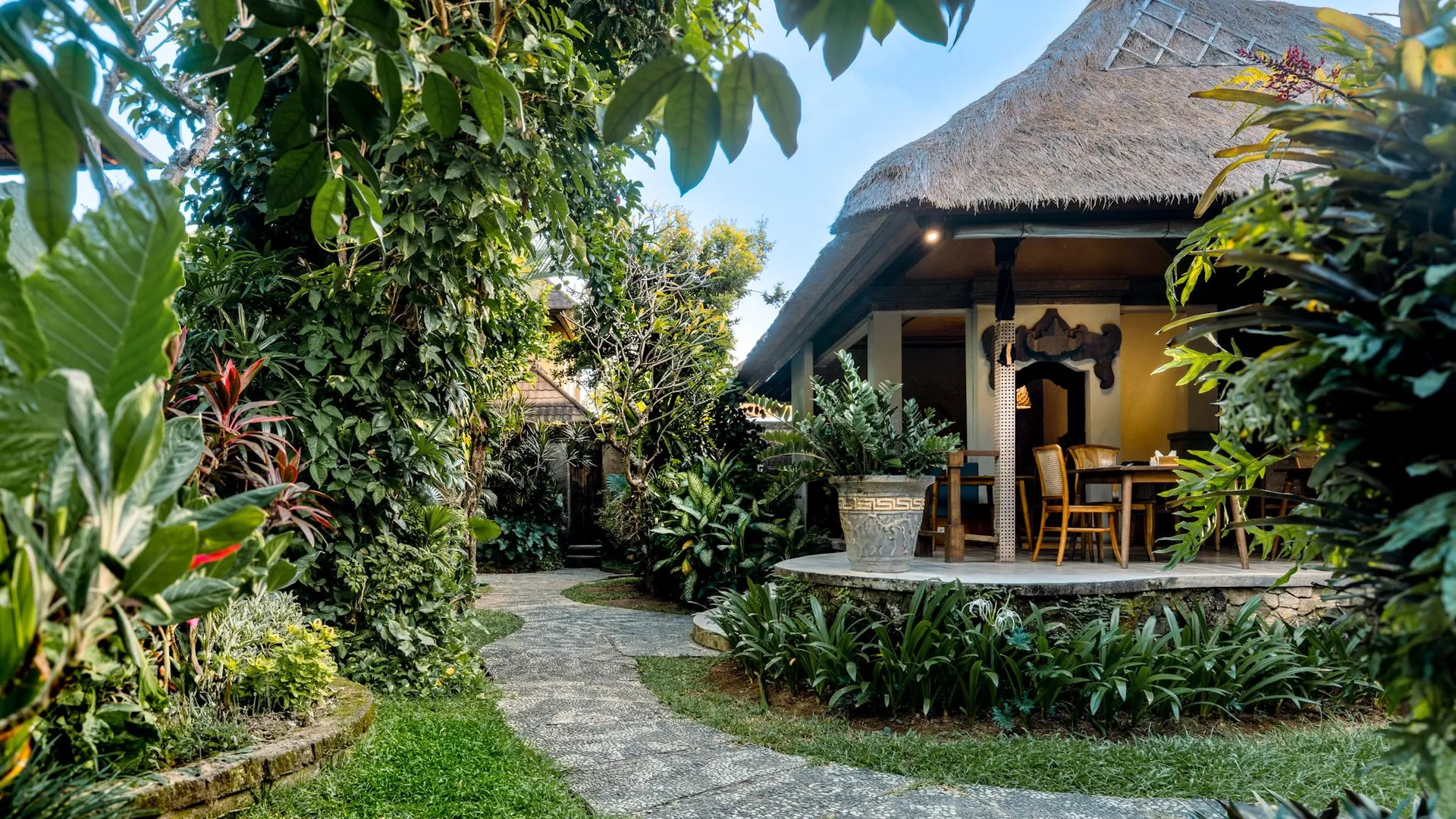 발리 스리 팔라 리조트 앤 빌라 4성급 호텔 레스토랑