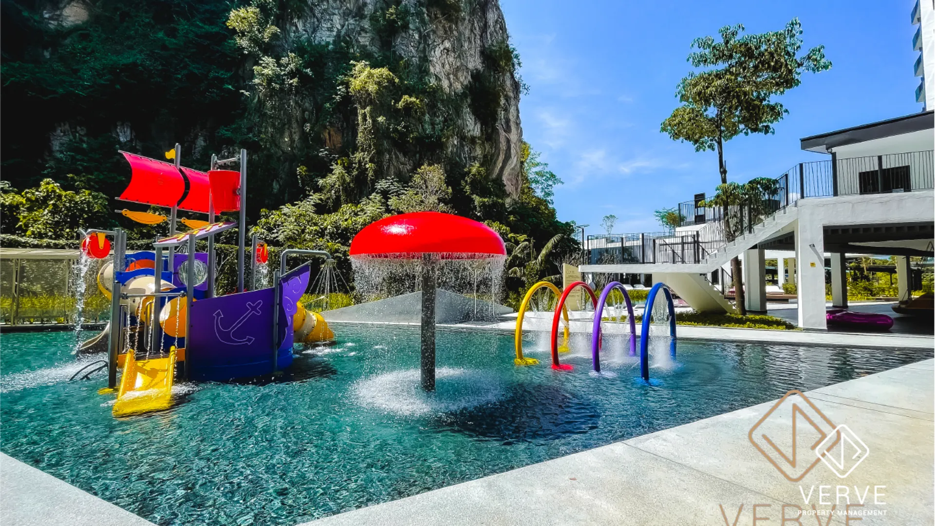 이포 타만 반다라야의 아파트먼트 (1000m², 침실 1개, 프라이빗 욕실 1개) 2성급 싱글룸 레스토랑