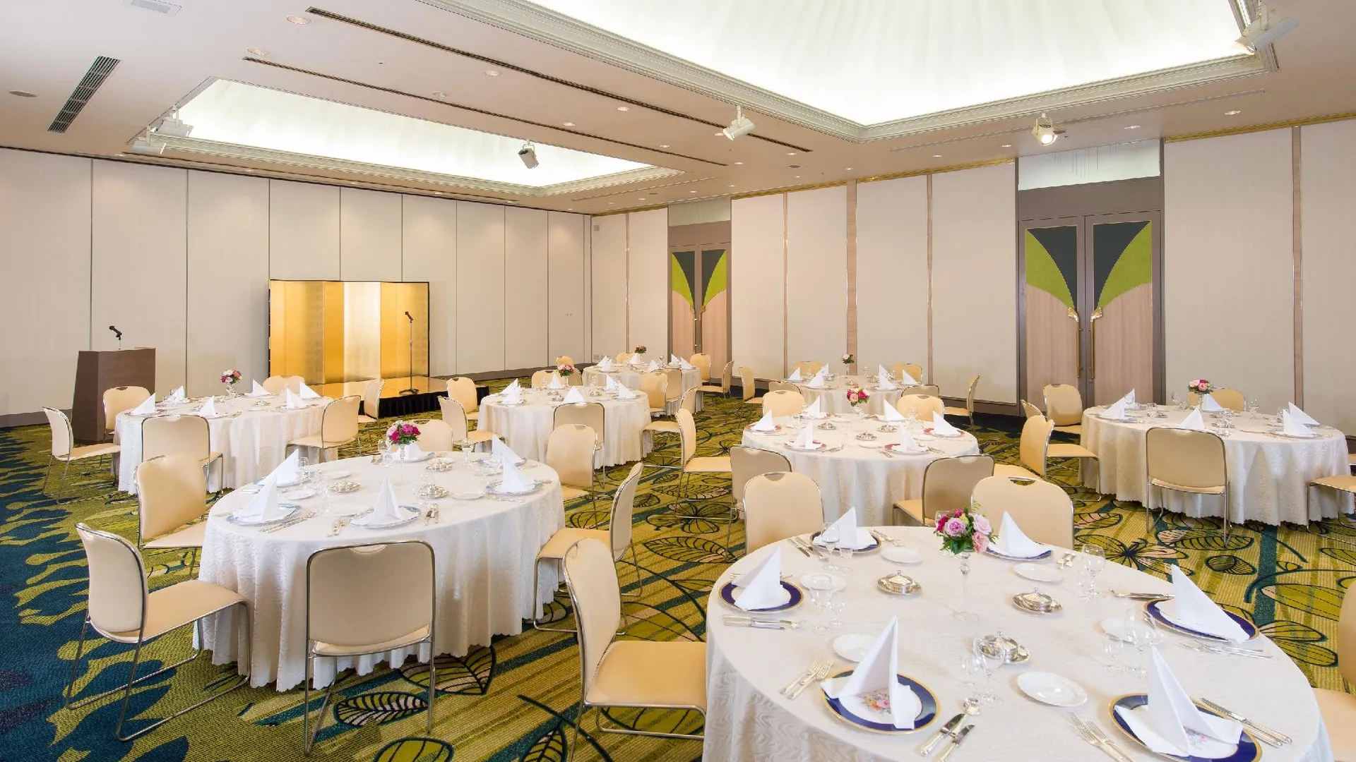 오사카 호텔 게이한 쿄바시 그랜드 4성급 호텔 객실