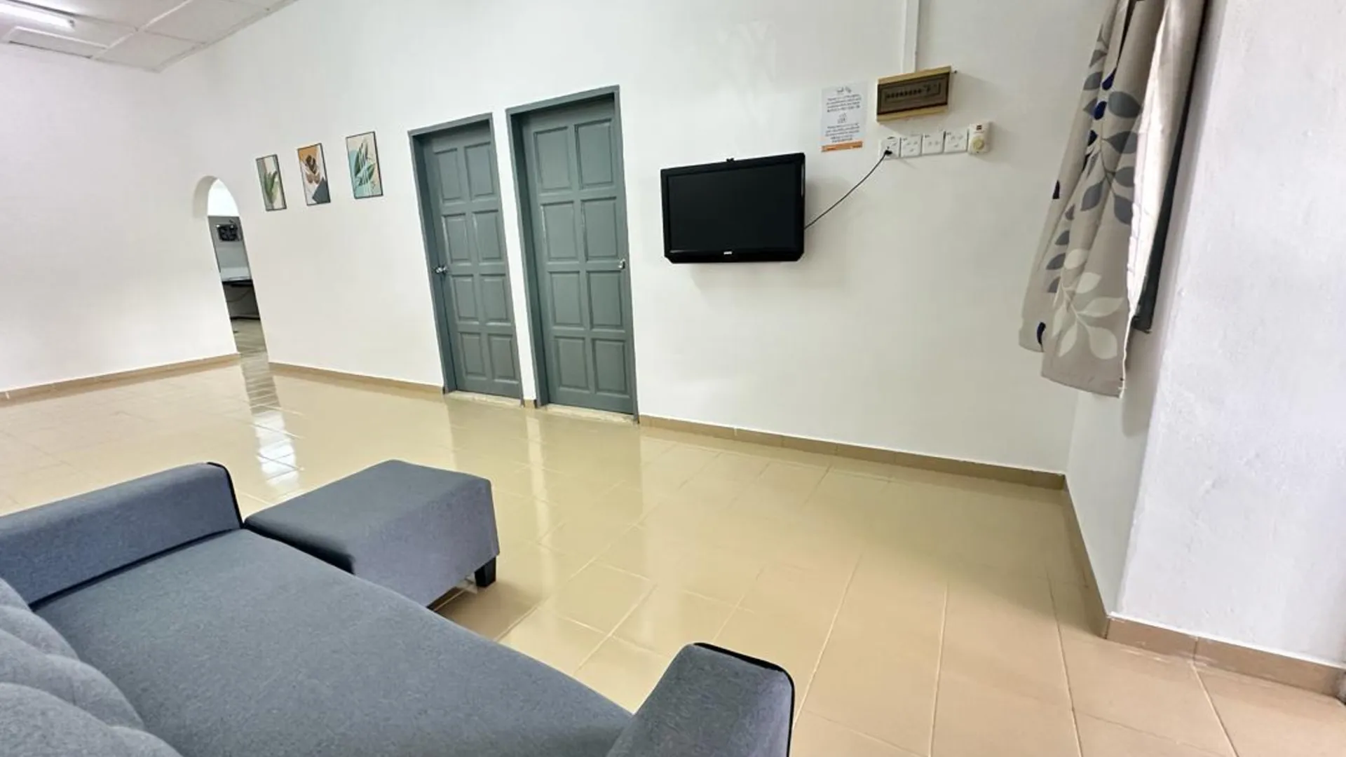 쿠안탄 Kampong Darat Mak Bar의 프라이빗 하우스 (100m², 침실 3개, 프라이빗 욕실 2개) 3성급 게스트하우스 객실