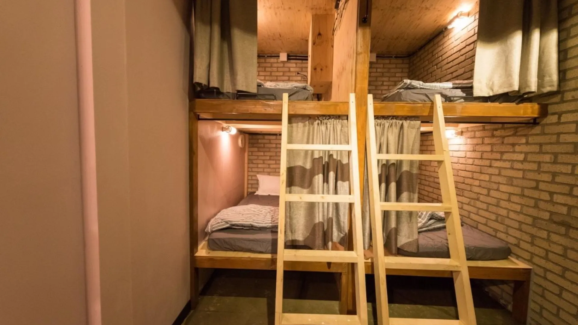 서울 이노 호스텔 앤 펍라운지 홍대 1성급 호텔 스위트룸