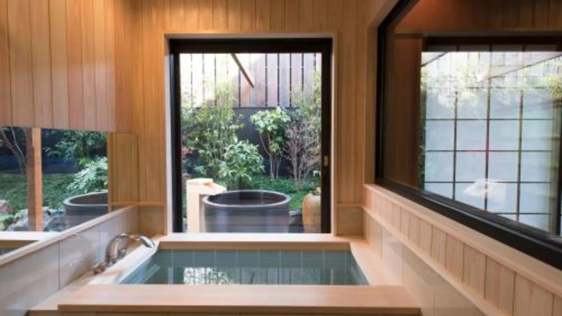 교토 카미시치켄 오쿠 3성급 호텔 로비