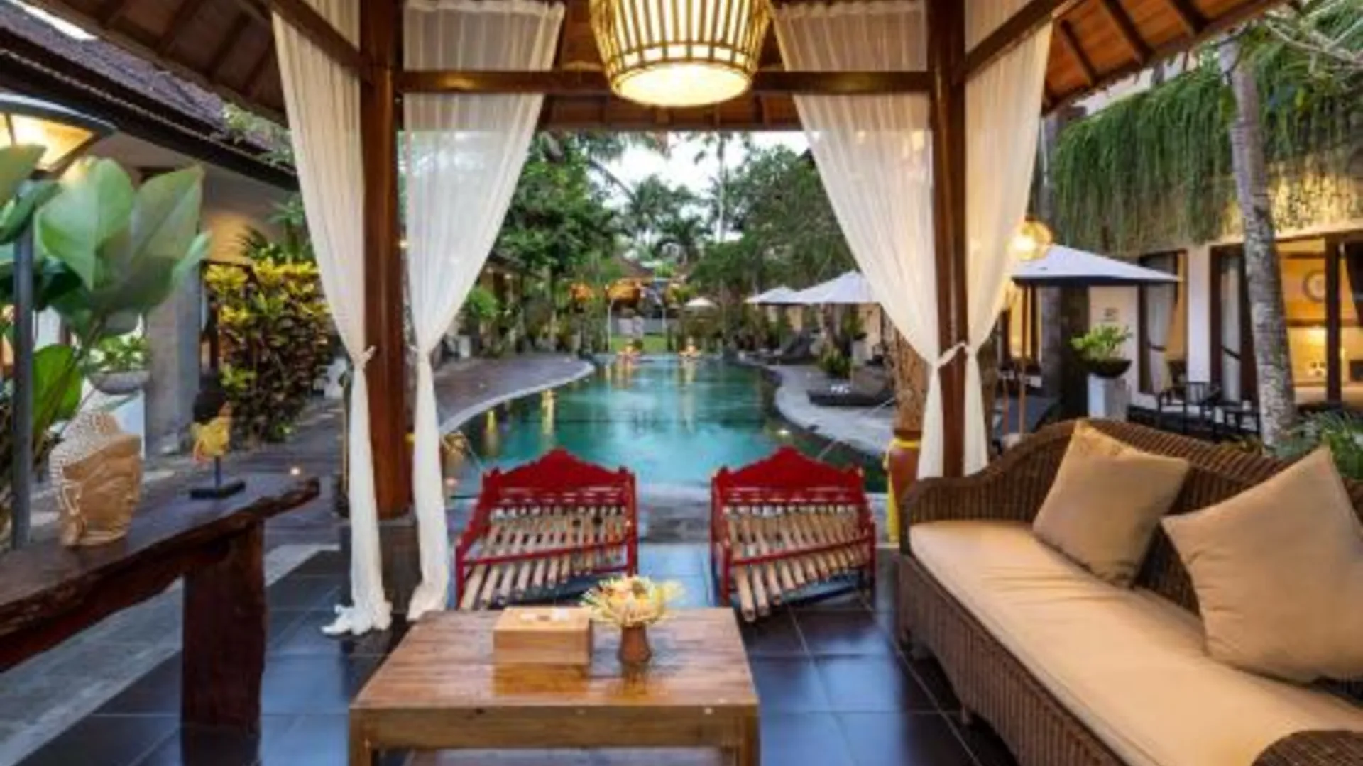 발리 우붓 라야 부티크 호텔 3성급 호텔 로비