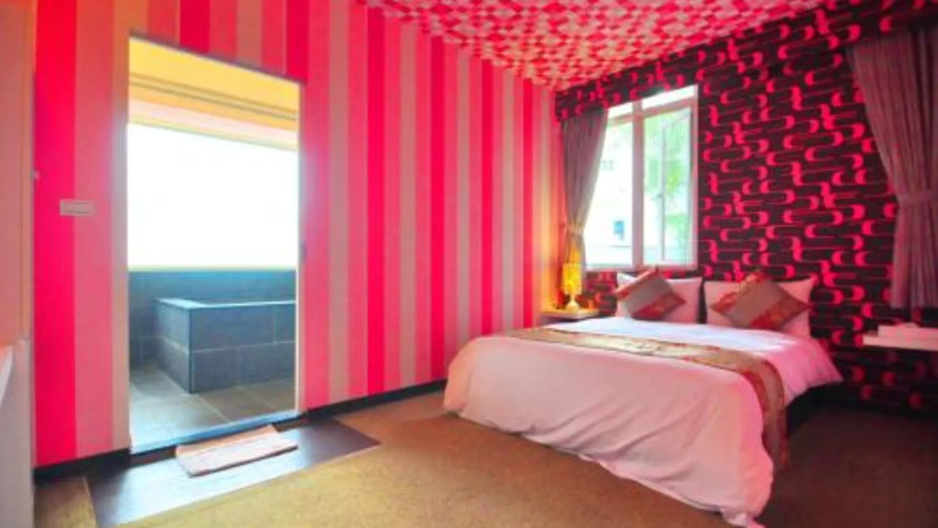 타이베이 쿠리어 스테이션 3성급 호텔 스위트룸