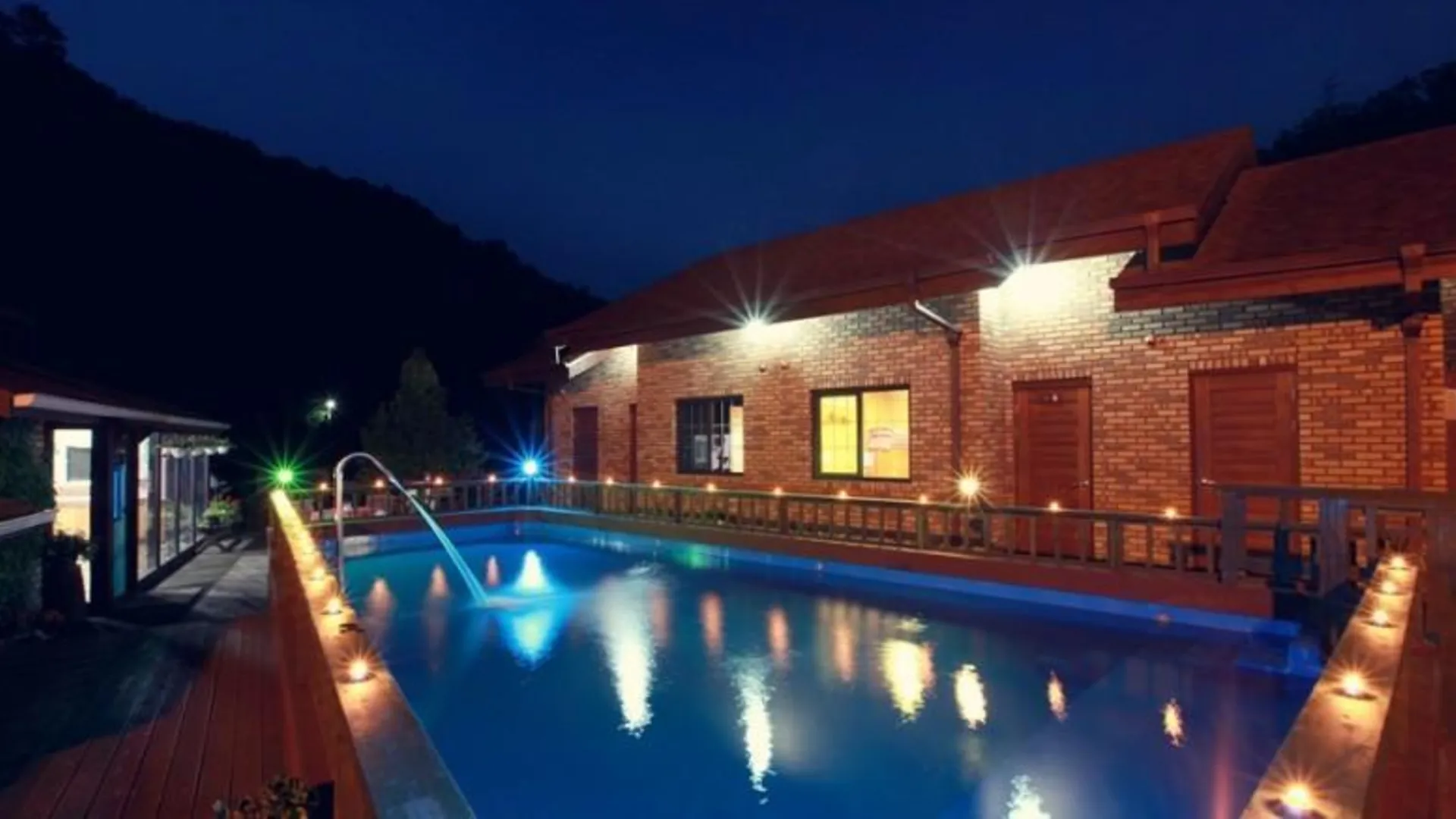 양양 양양 비단향꽃무펜션 2성급 게스트하우스 로비