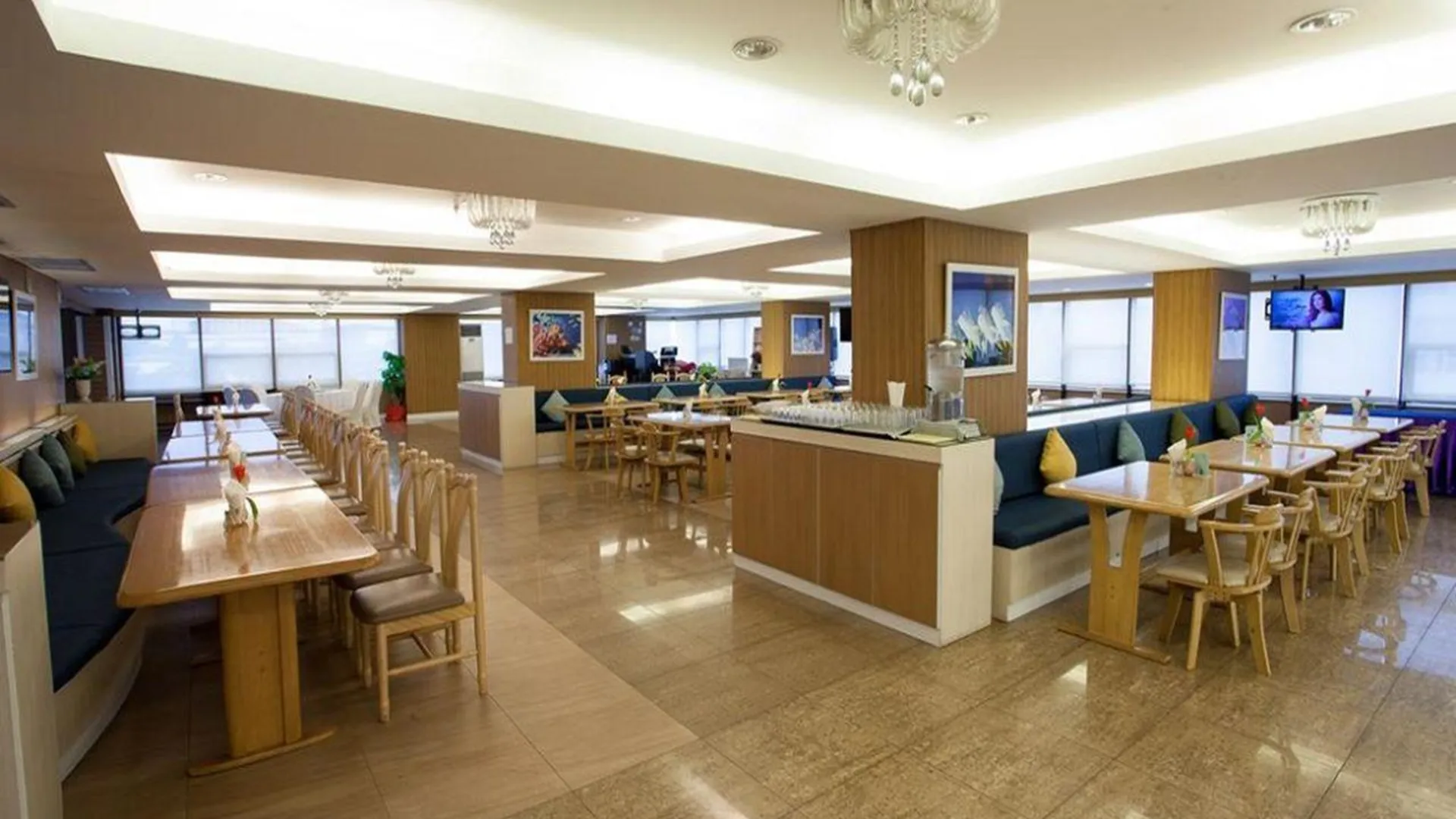 방콕 베이 시나카린 호텔 3성급 호텔 외관