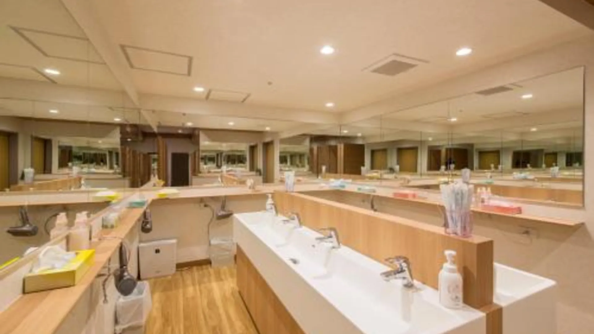 도쿄 / 동경 신주쿠 쿠야쿠쇼마에 캡슐 호텔 1성급 호텔 스위트룸