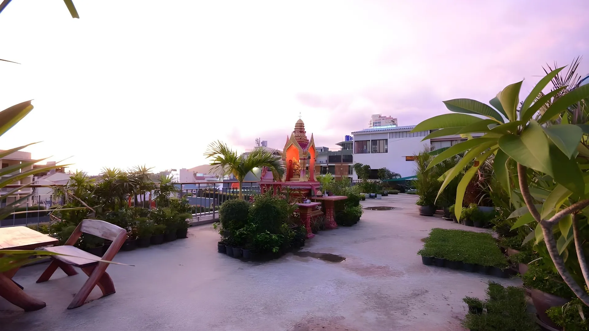 푸켓 더 랜턴 리조트 파통 4성급 호텔 객실