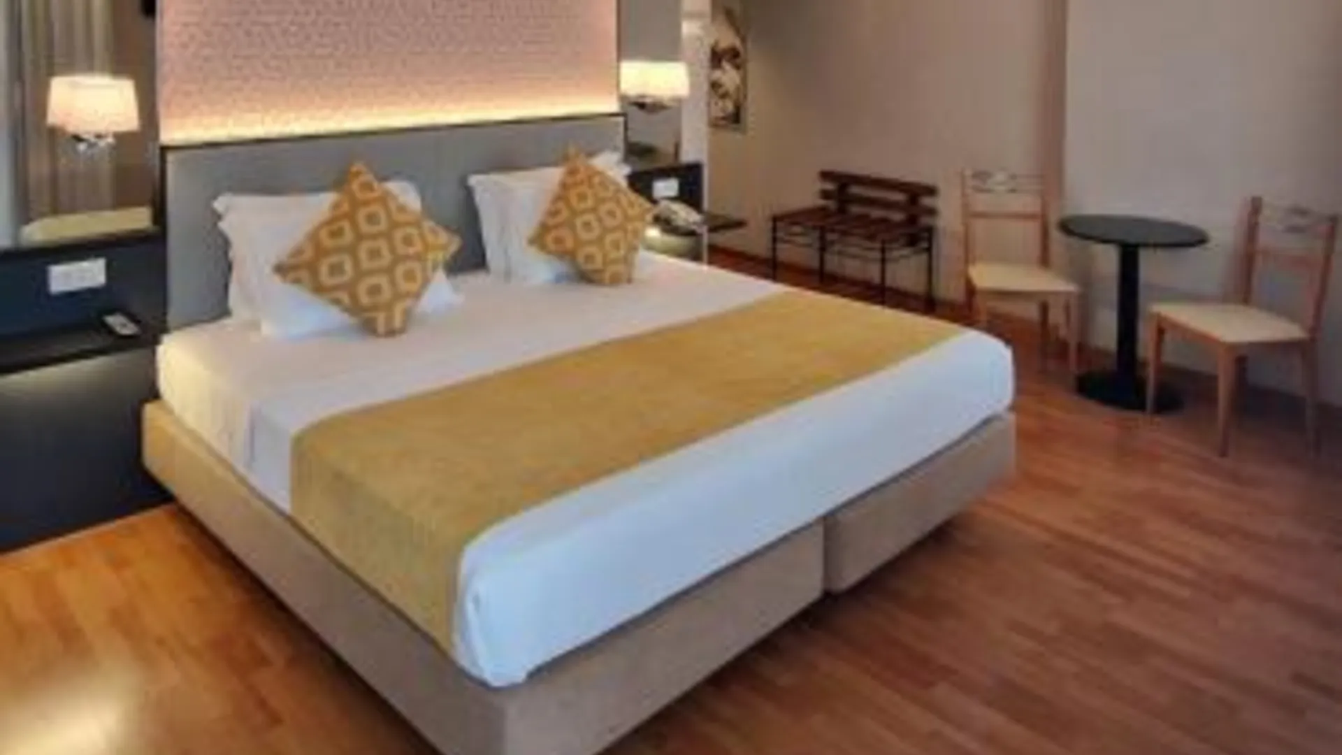 리스본 호텔 3K 마드리드 4성급 호텔 스위트룸