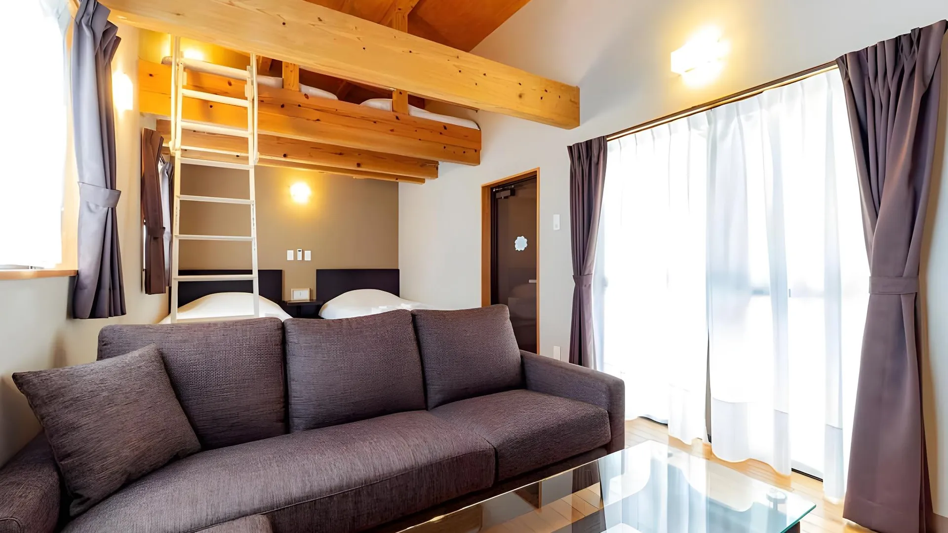 오키나와 본섬 비치 리조트 호텔 칼라카우아 2성급 호텔 스위트룸