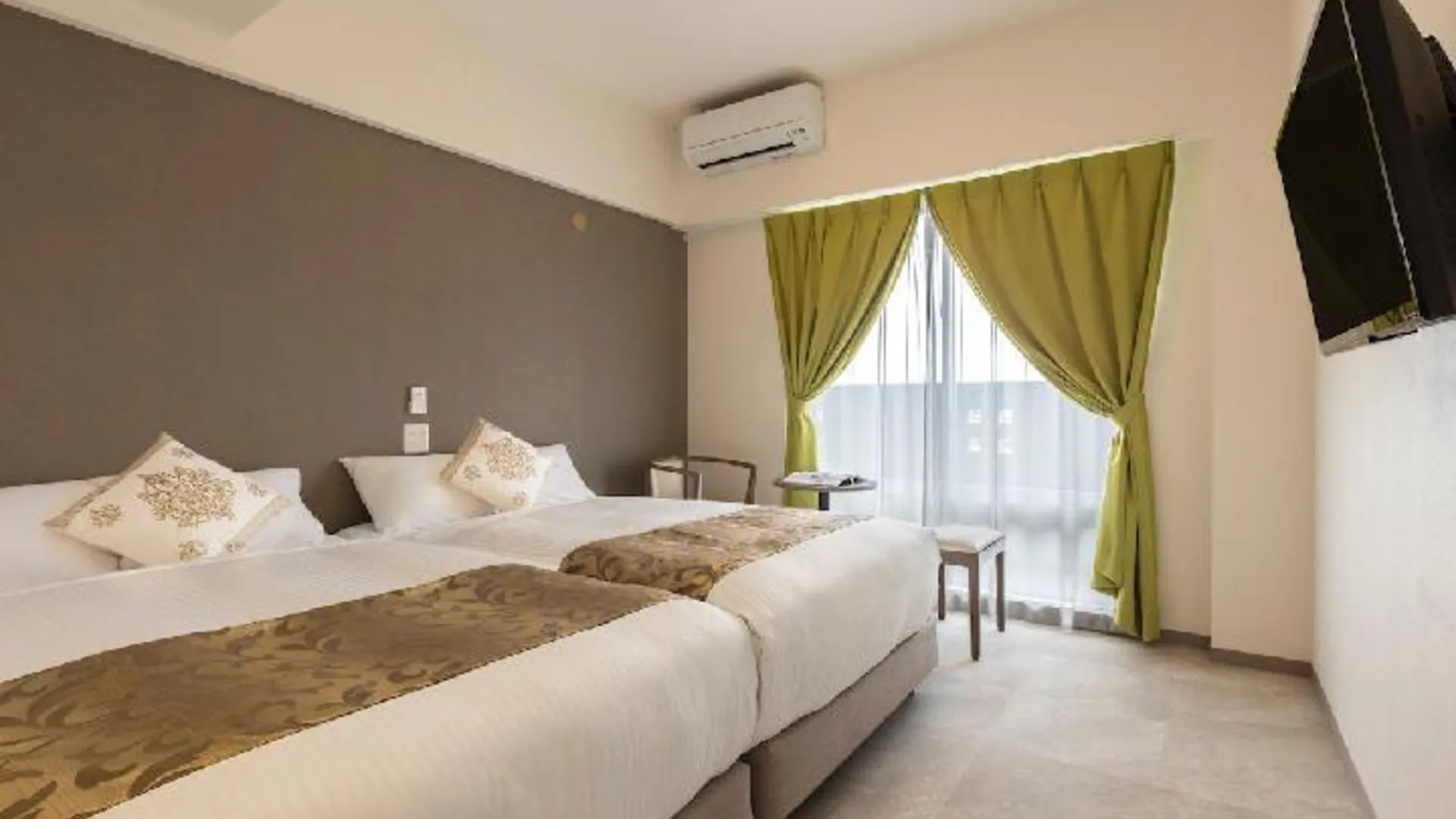 이시가키 미스터 킨조 그랜드 캣츠 3성급 게스트하우스 스위트룸